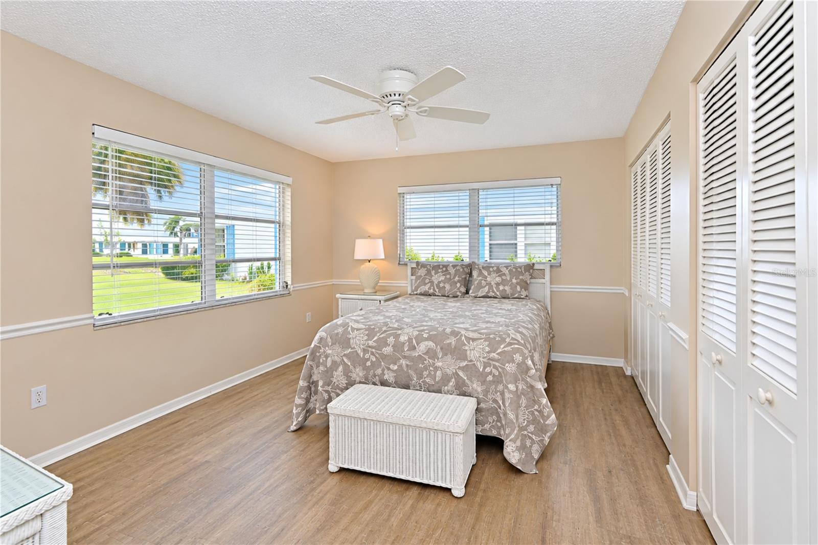 4605 LEXINGTON CIR — photo 27