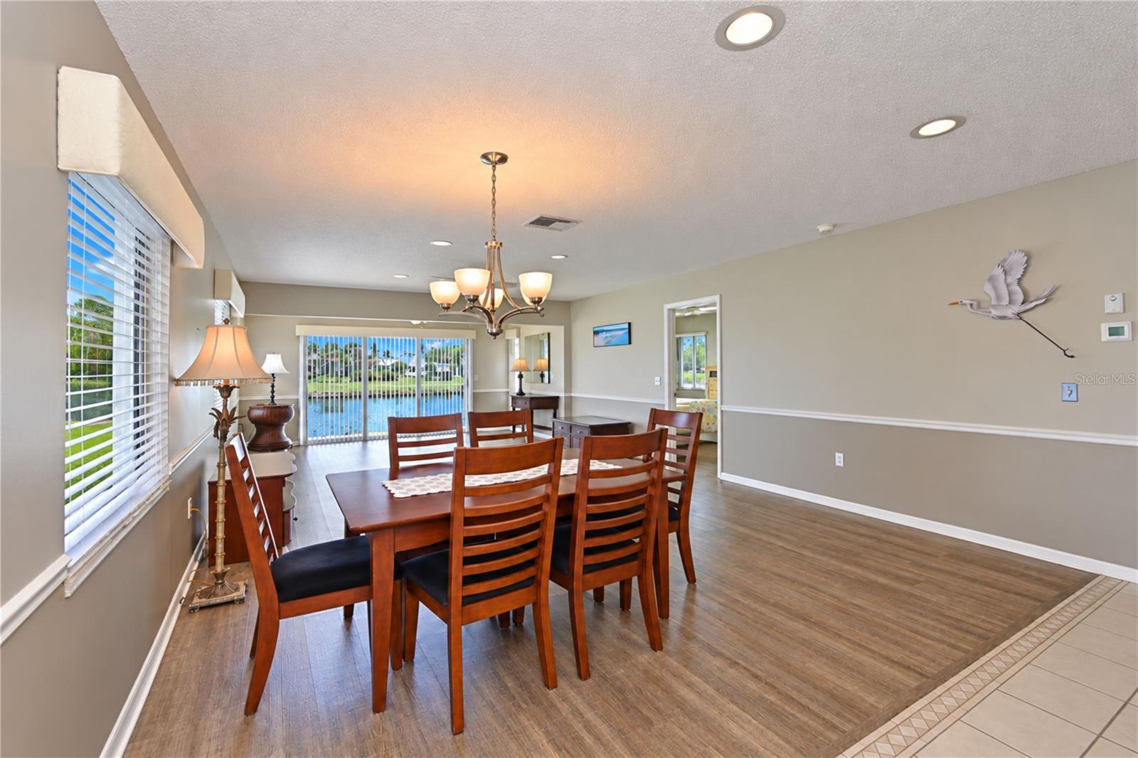 4605 LEXINGTON CIR — photo 15