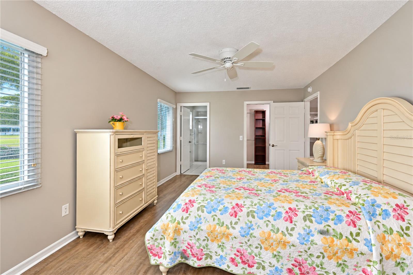 4605 LEXINGTON CIR — photo 23