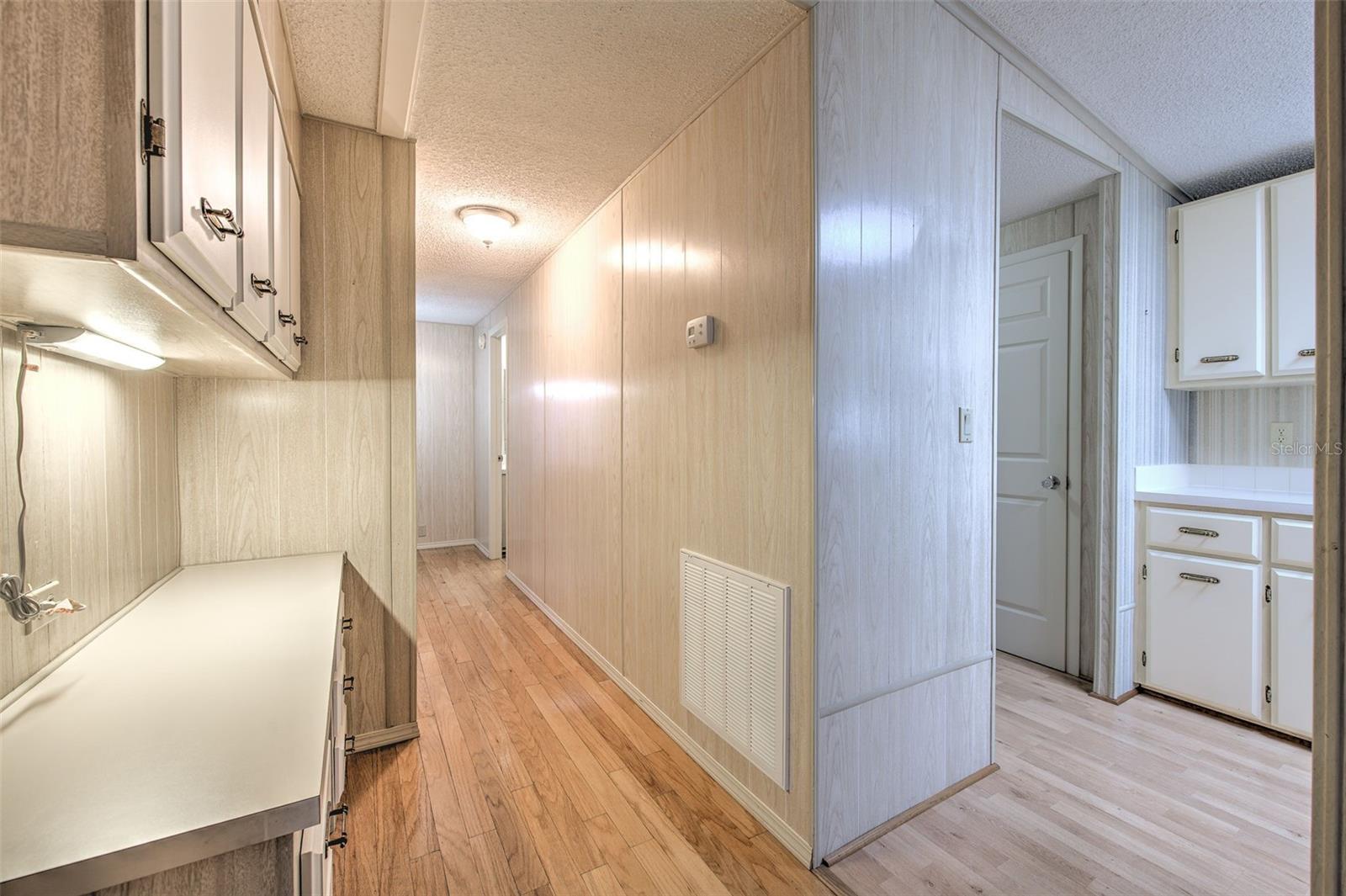 35207 MAKENZIE ST — photo 23