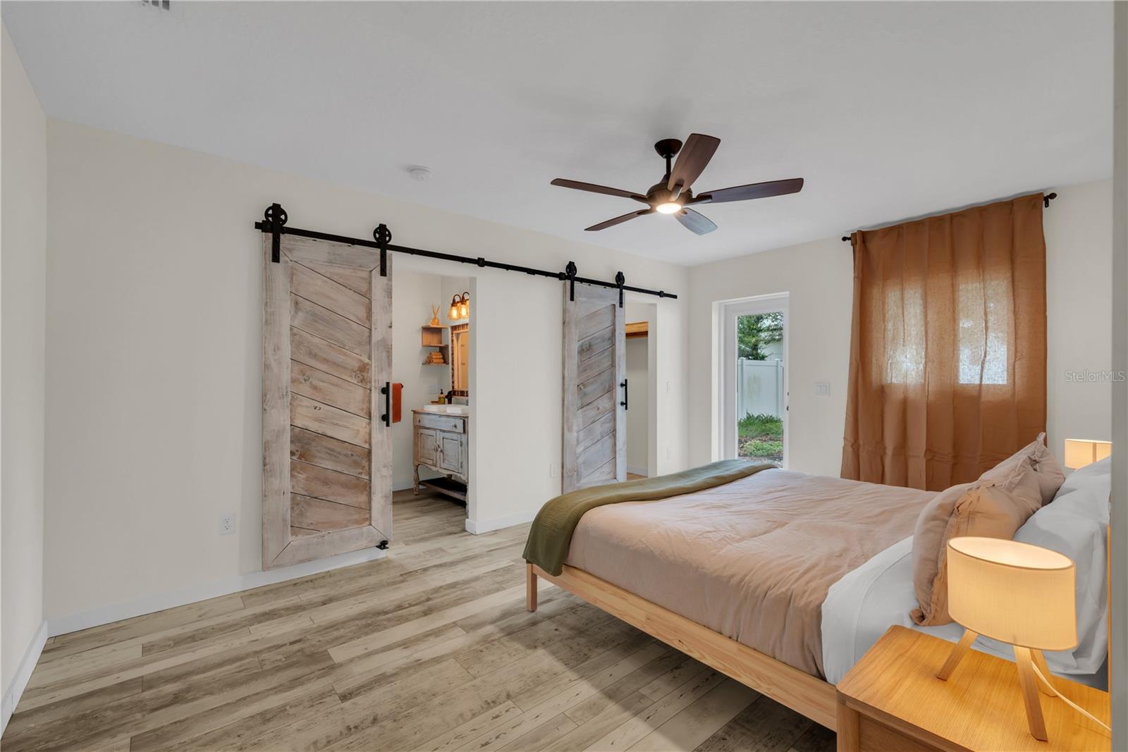 1207 W ADALEE ST — photo 11