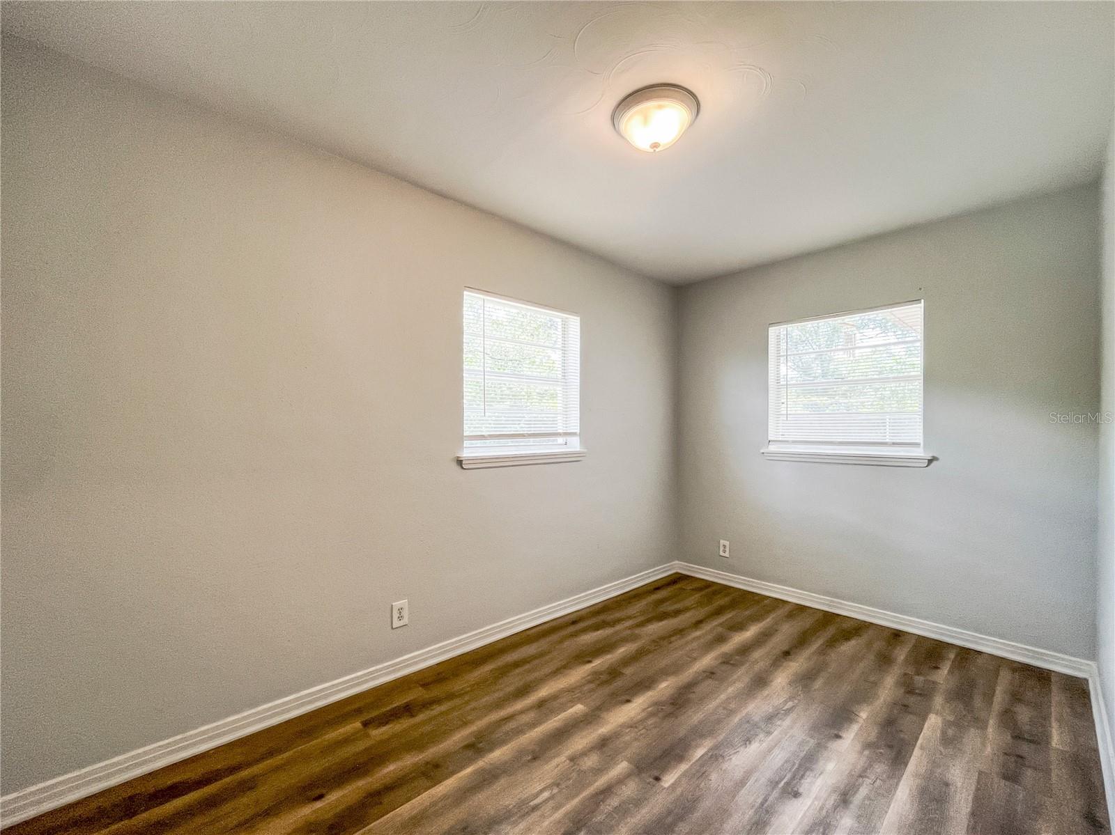 4523 DOLPHIN DR — photo 12