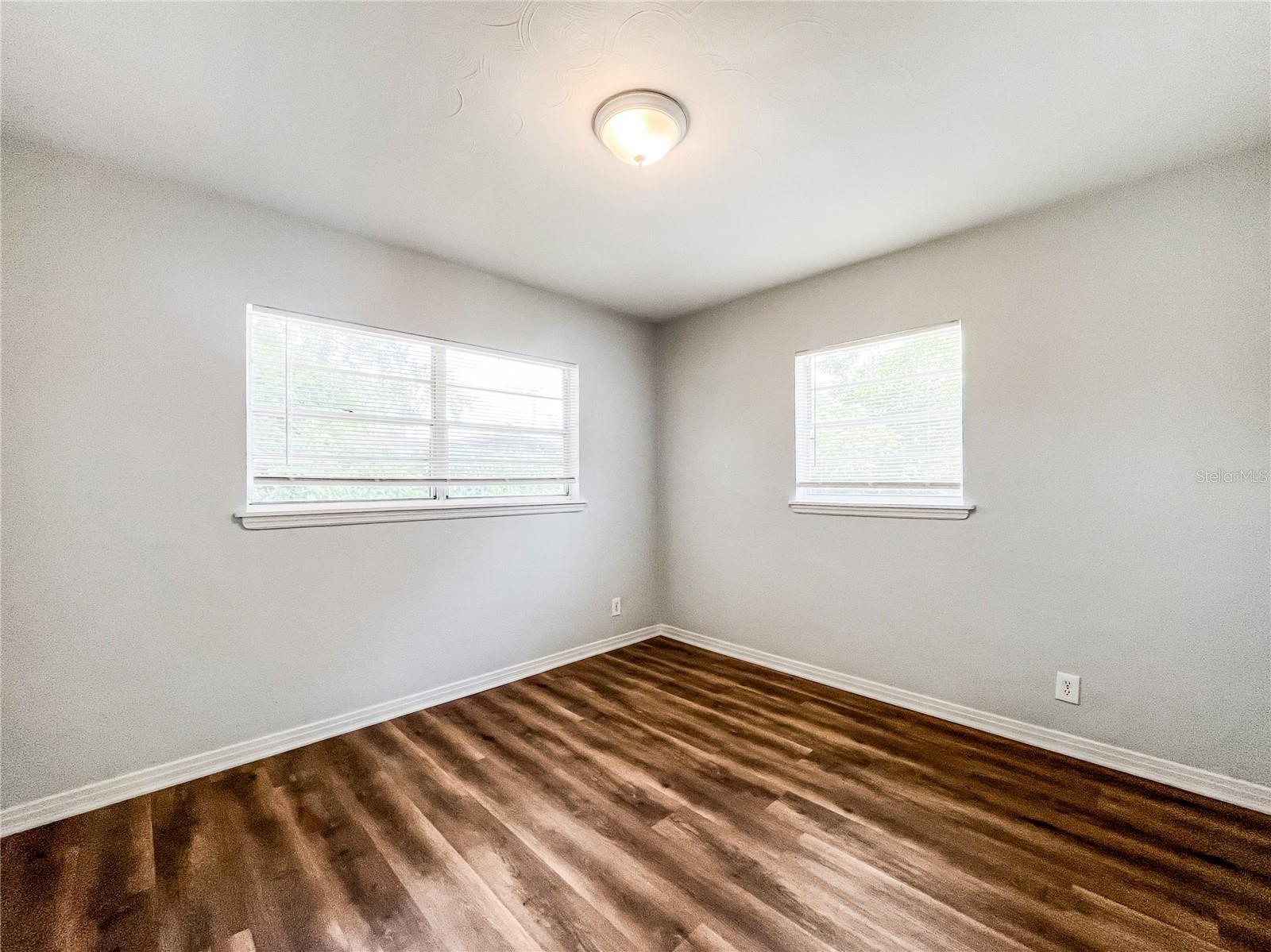 4523 DOLPHIN DR — photo 11