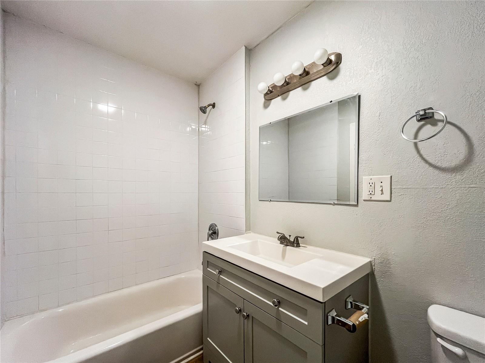4523 DOLPHIN DR — photo 9