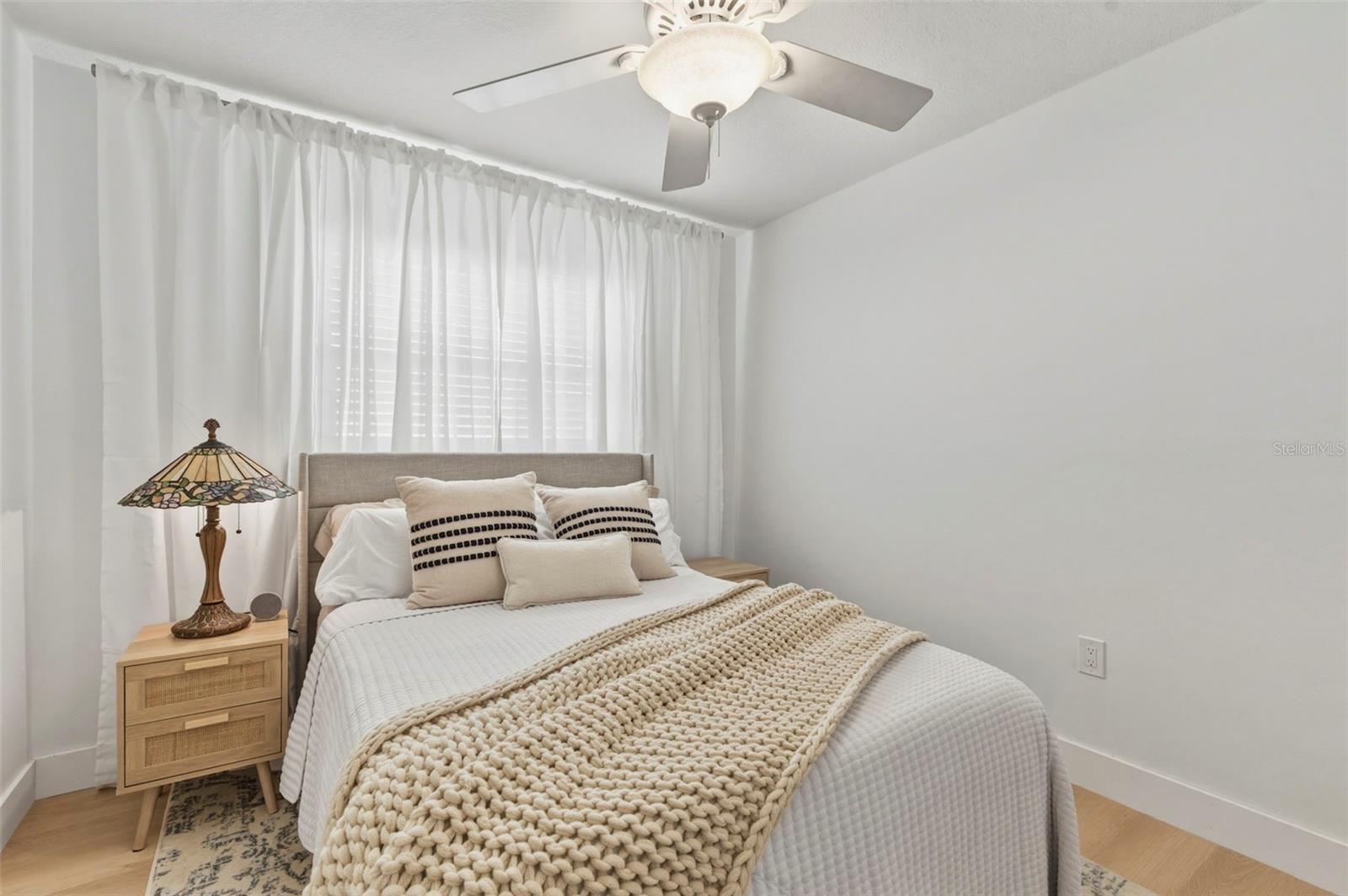 4642 SAINT LAWRENCE DR — photo 17
