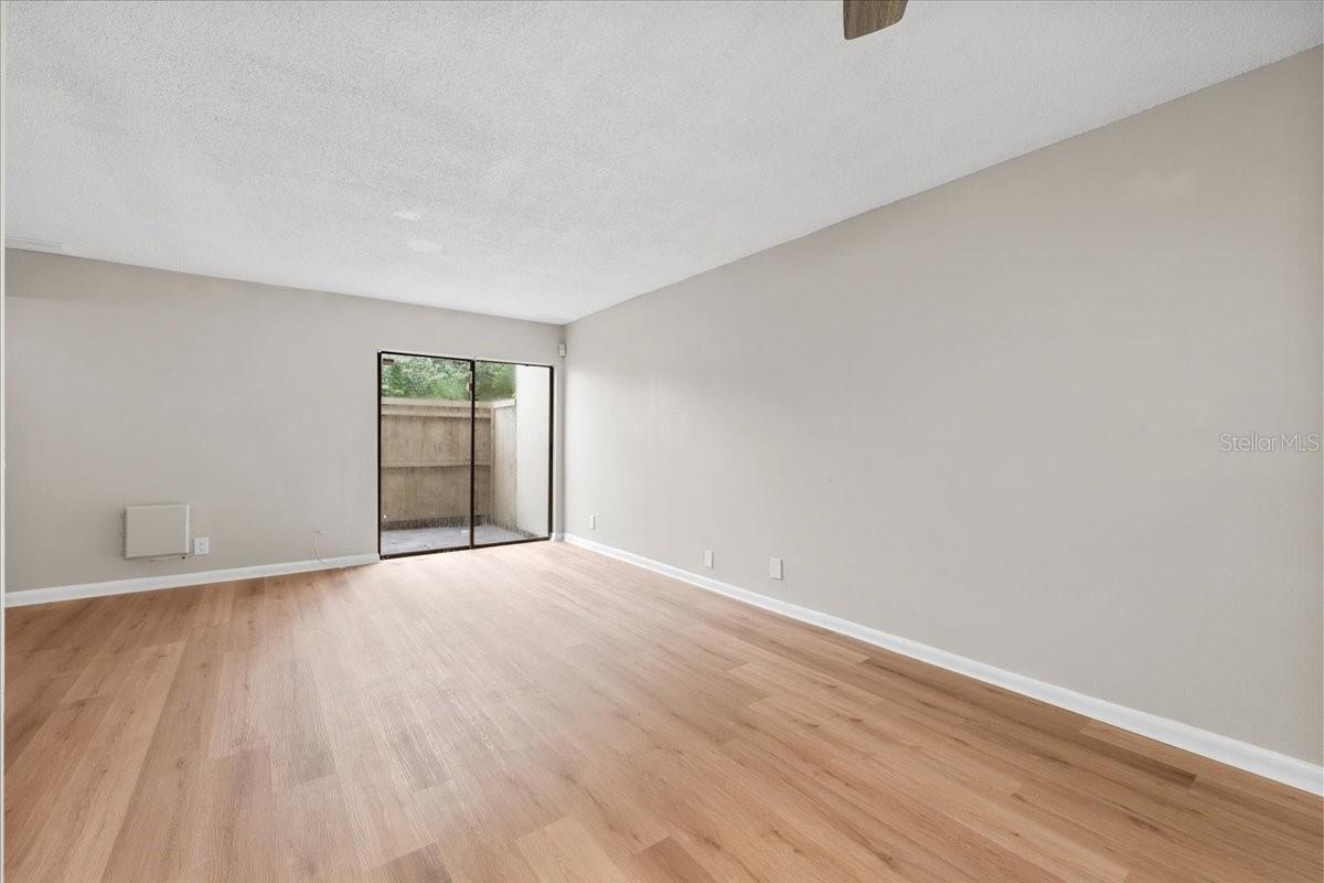 7903 CEDAR DR — photo 7