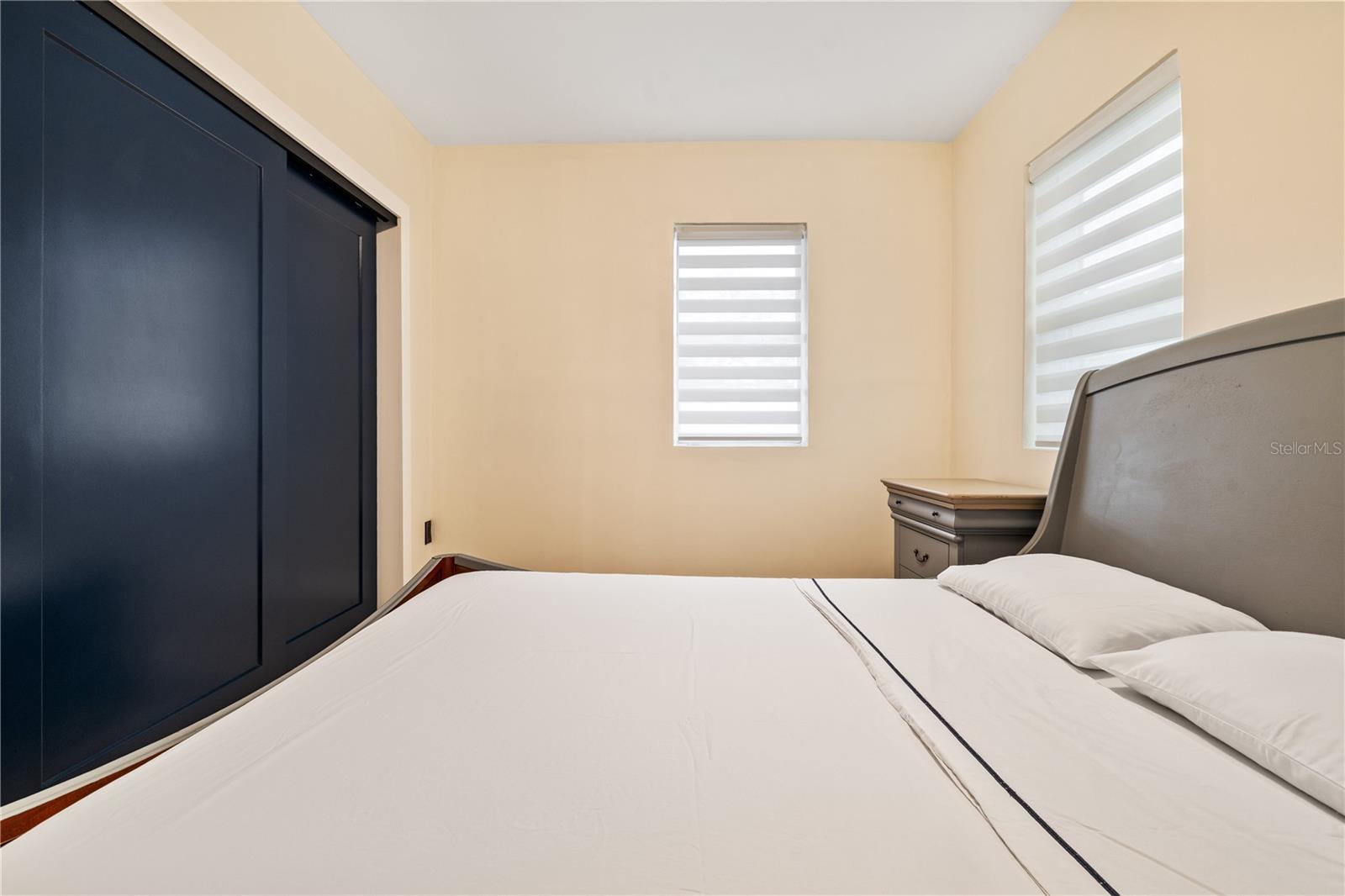 6910 N BREVARD AVE — photo 13