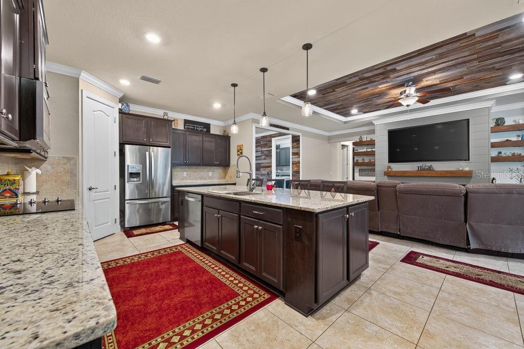 18431 CORTES CREEK BLVD — photo 17