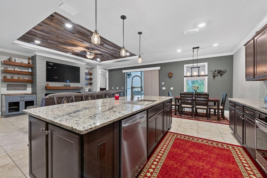 18431 CORTES CREEK BLVD — photo 15