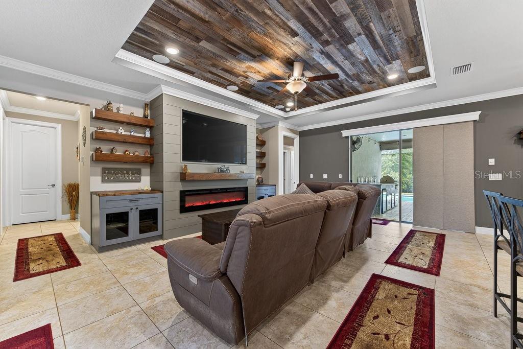 18431 CORTES CREEK BLVD — photo 6
