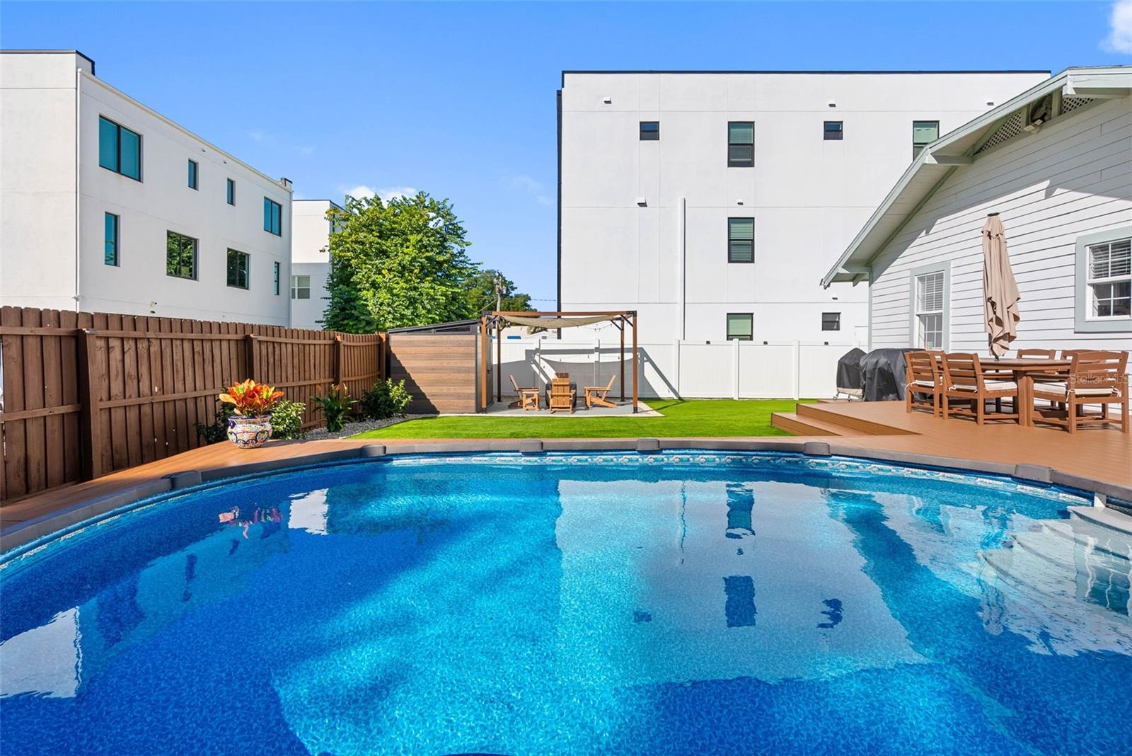 210 W EUCLID AVE — photo 38