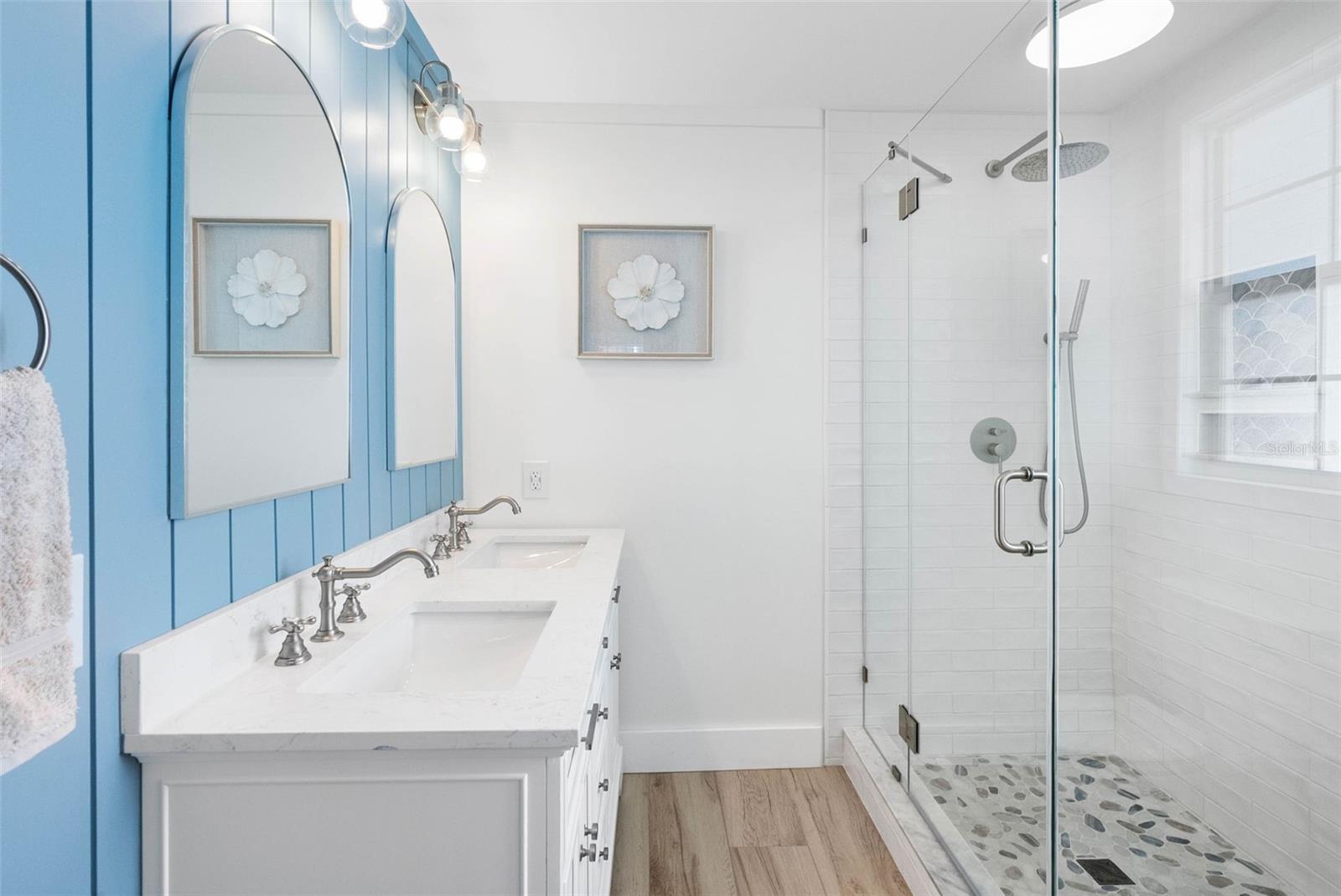 210 W EUCLID AVE — photo 26