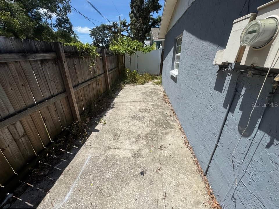 2200 E BIRD ST #A — photo 15