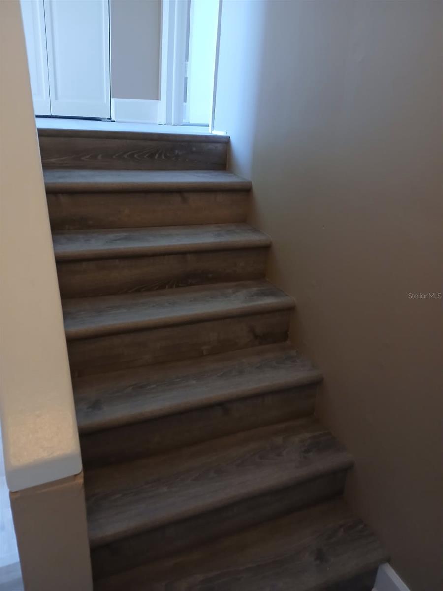8719 COVE CT #10 — photo 10