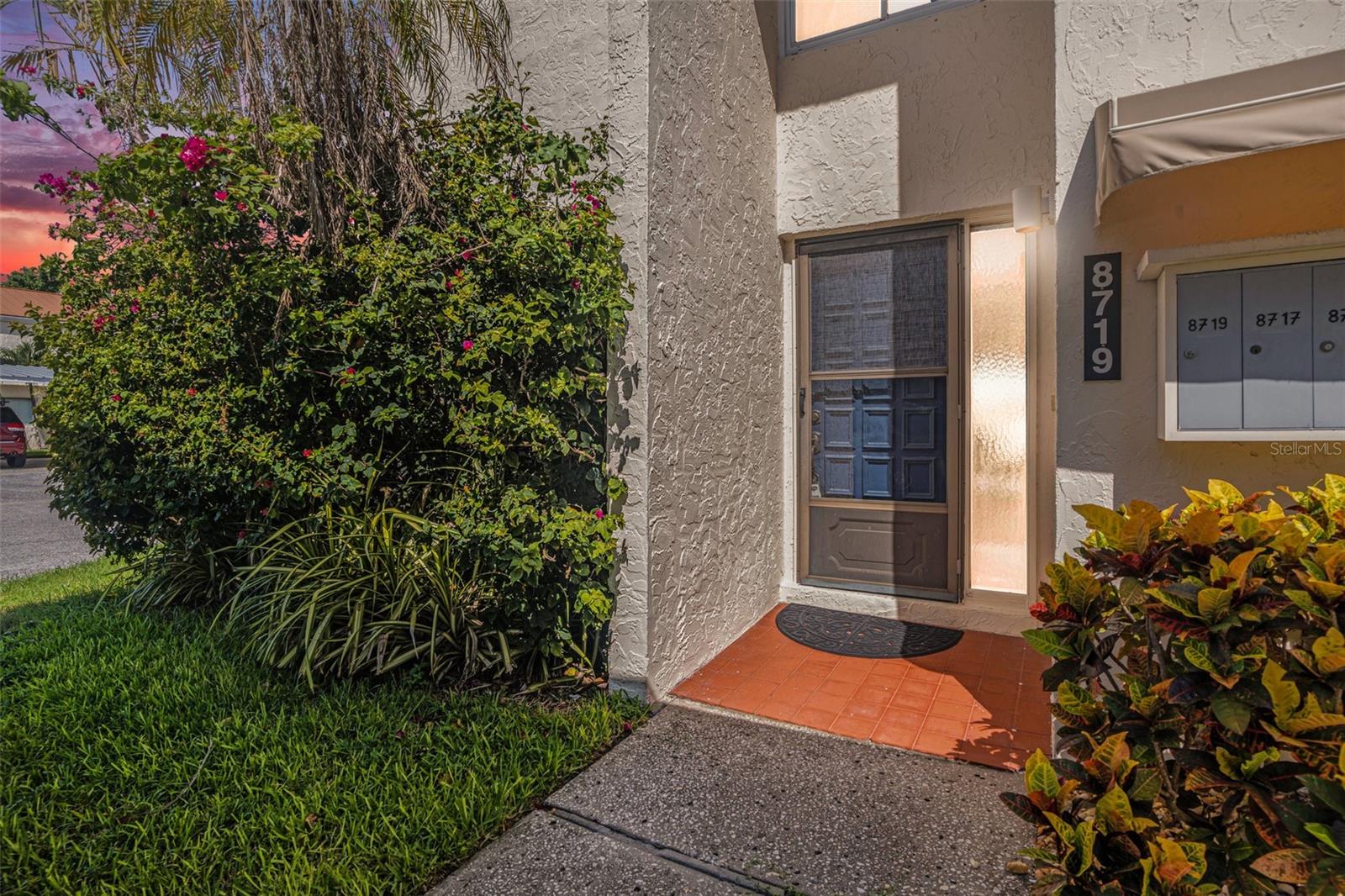 8719 COVE CT #10 — photo 3