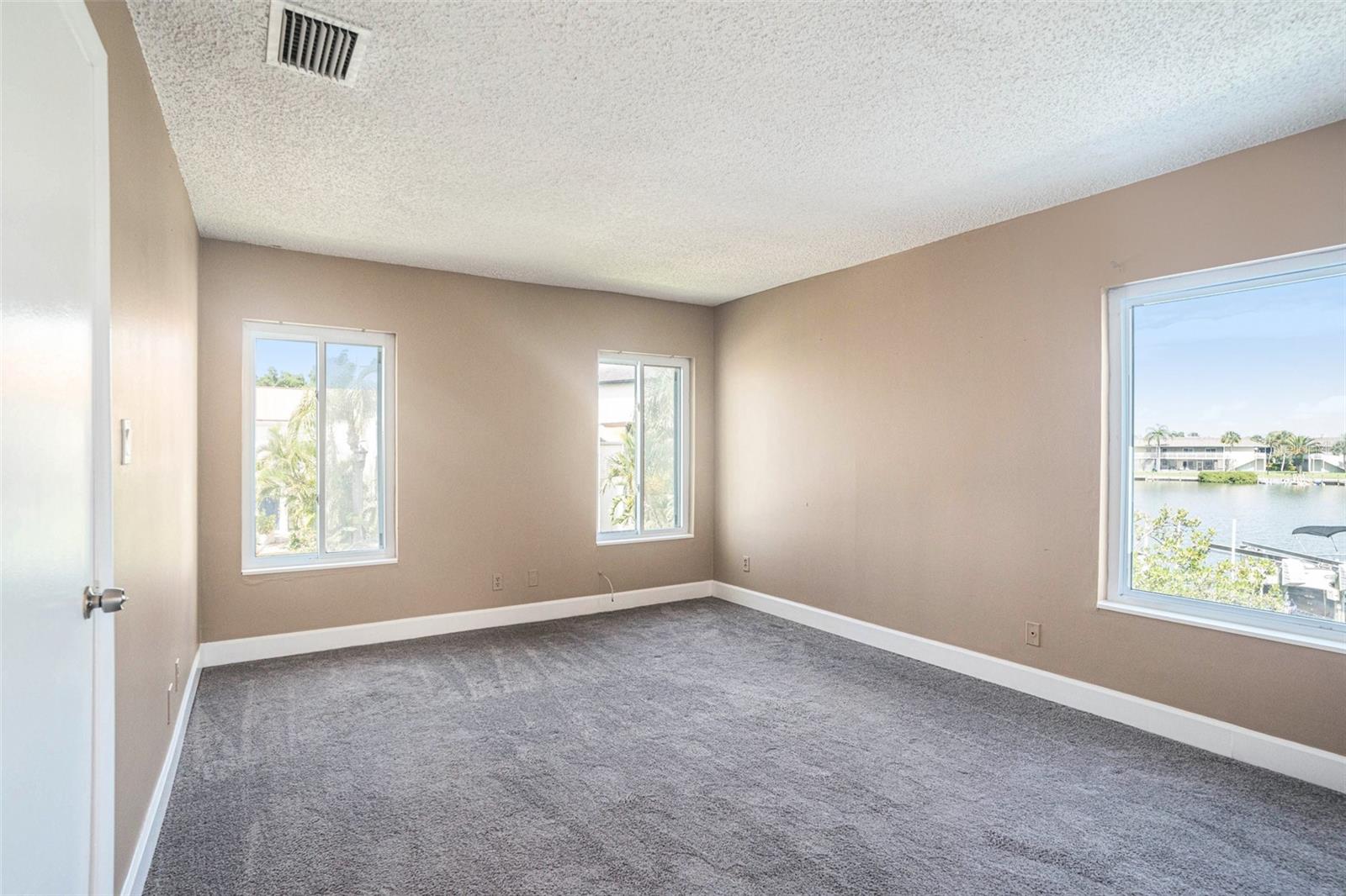 8719 COVE CT #10 — photo 17