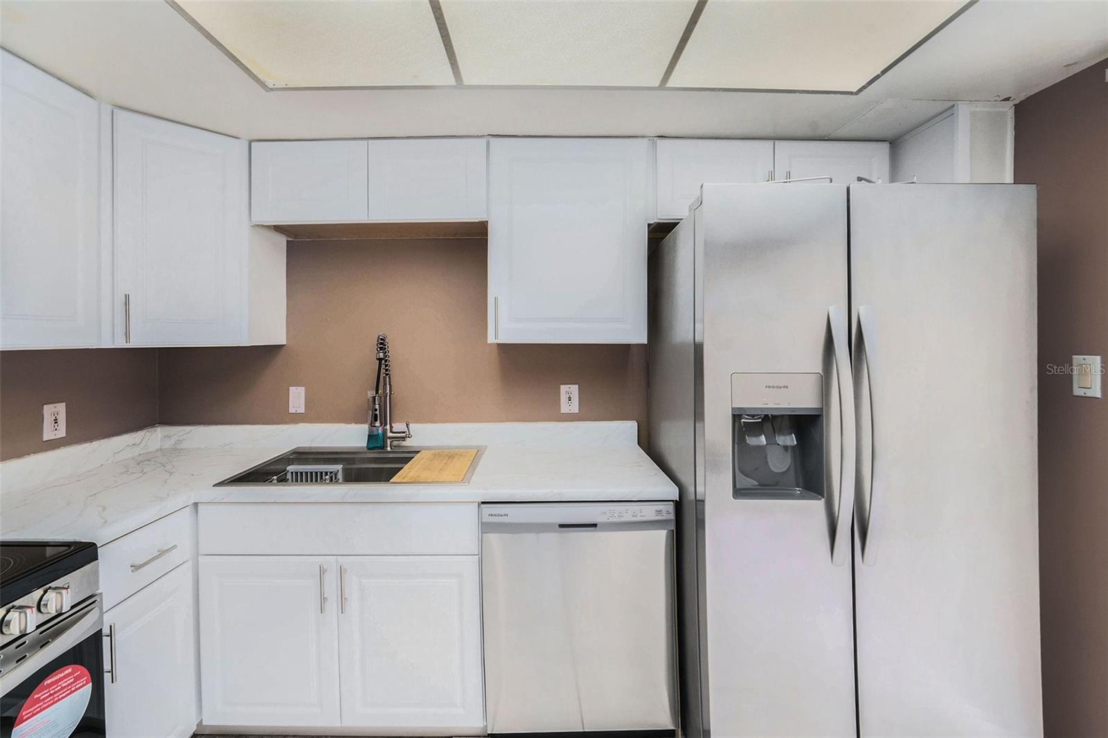 8719 COVE CT #10 — photo 12
