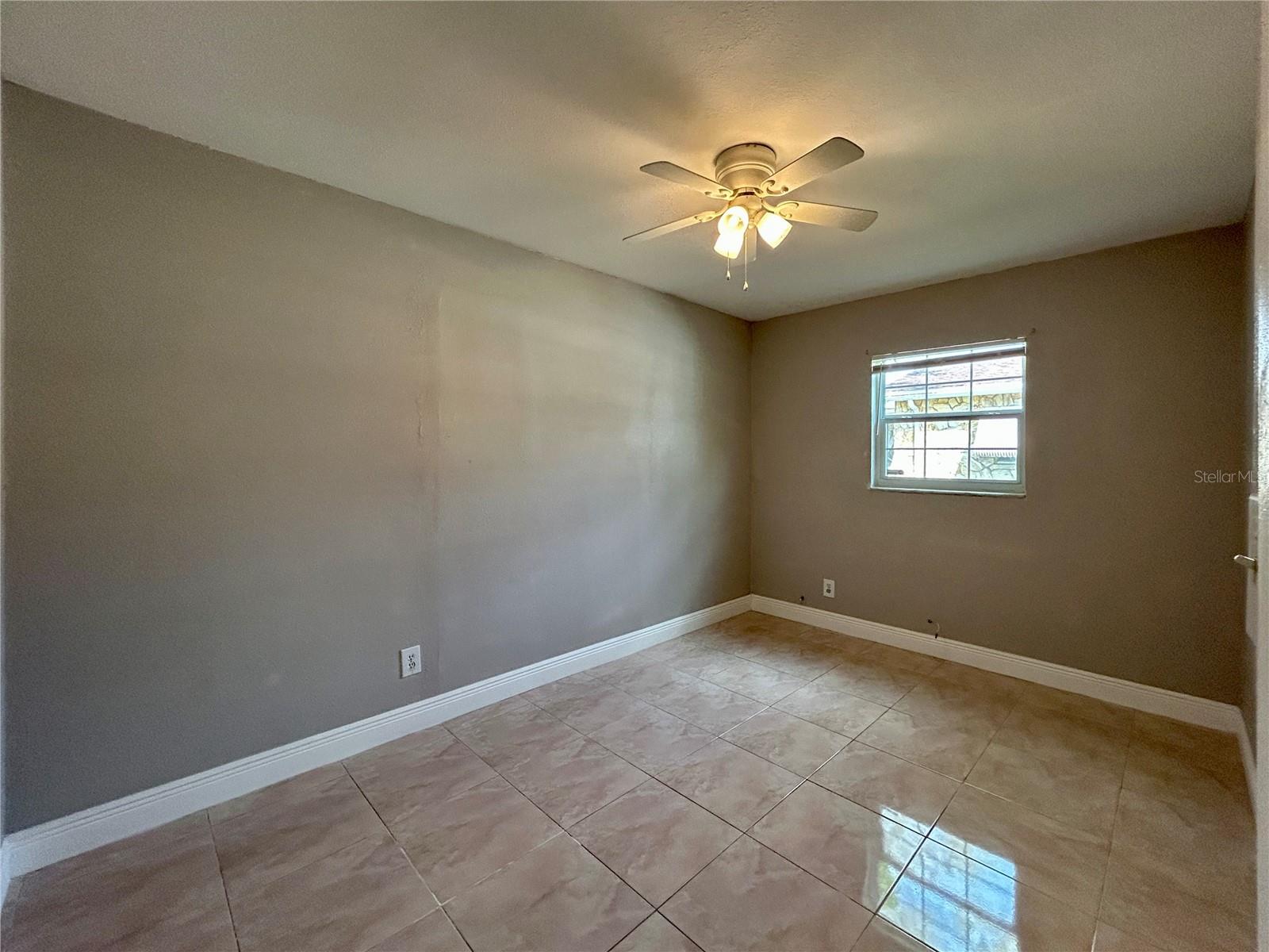 816 62ND AVE NE — photo 10