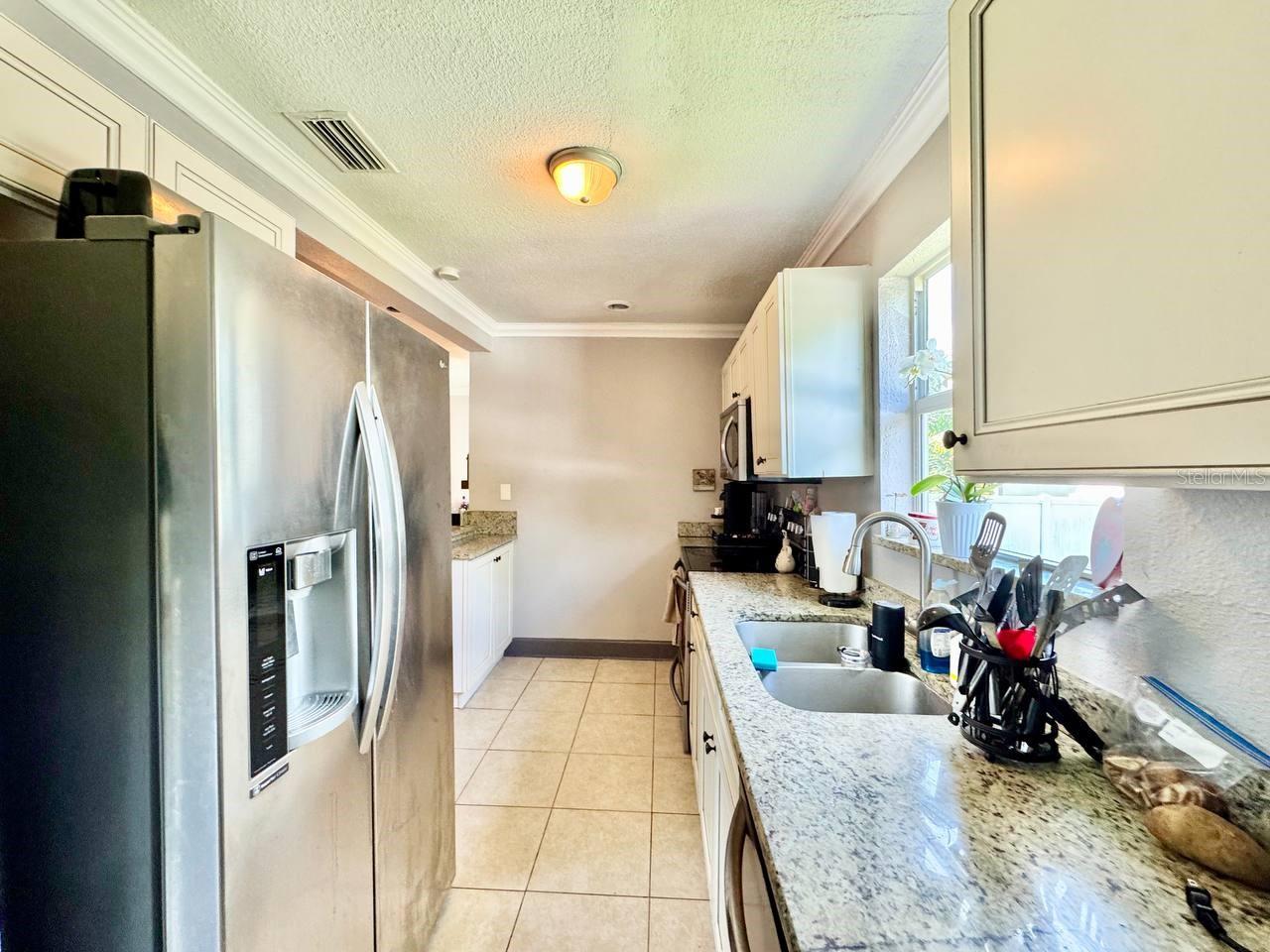 4904 N HIGHLAND AVE — photo 14