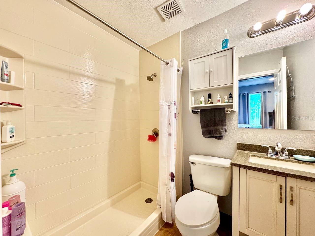 4904 N HIGHLAND AVE — photo 23
