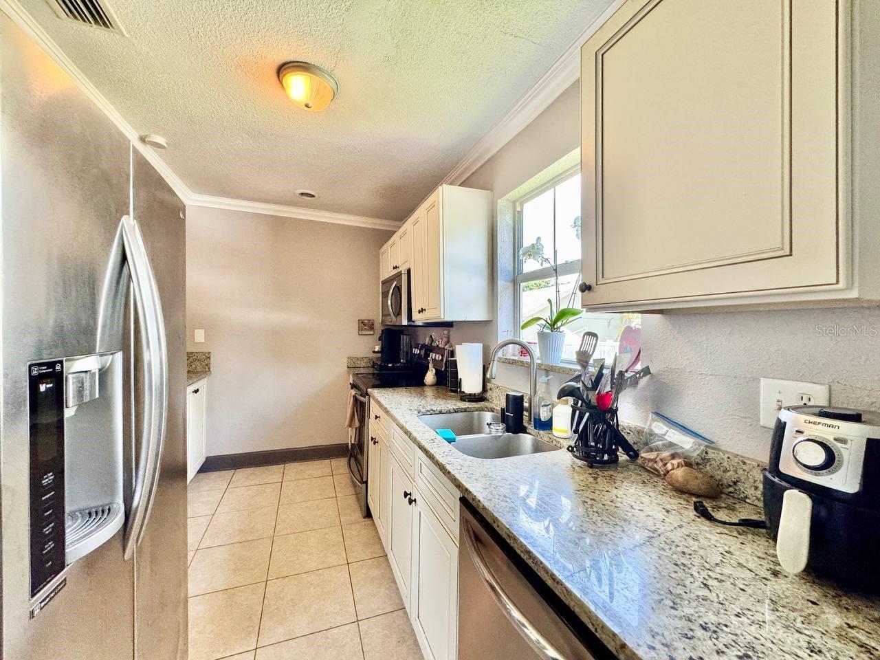 4904 N HIGHLAND AVE — photo 13