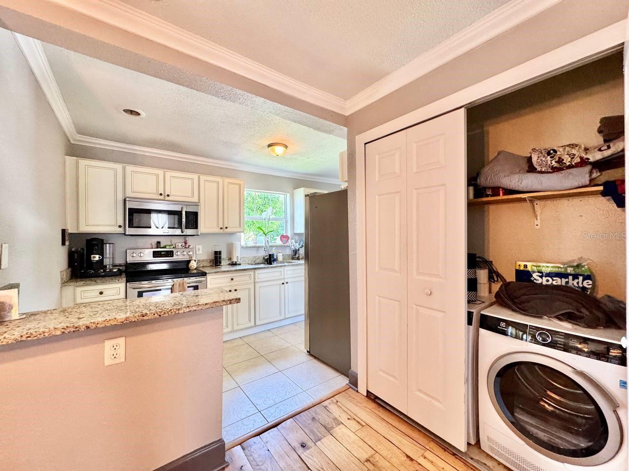 4904 N HIGHLAND AVE — photo 10