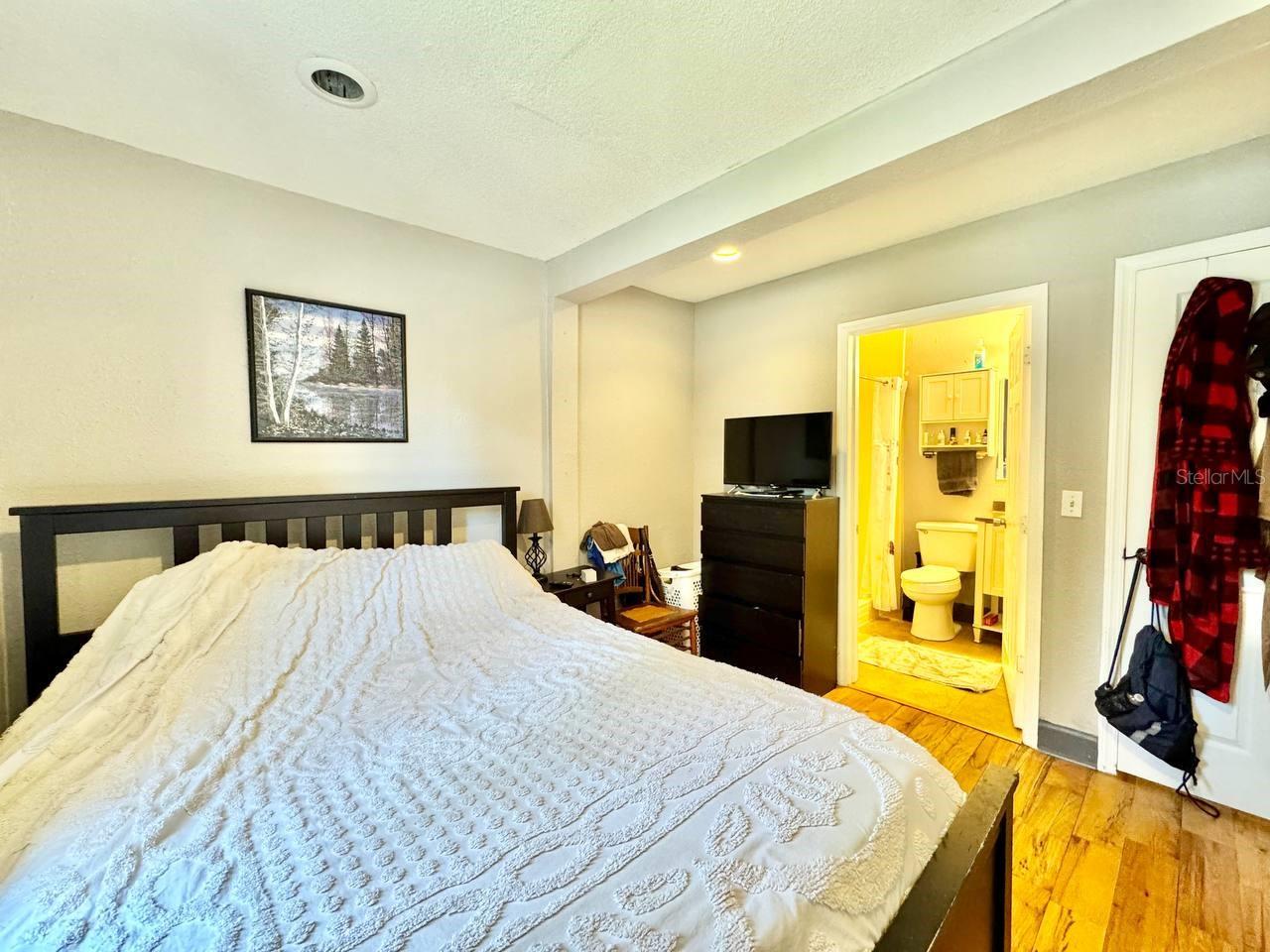 4904 N HIGHLAND AVE — photo 21