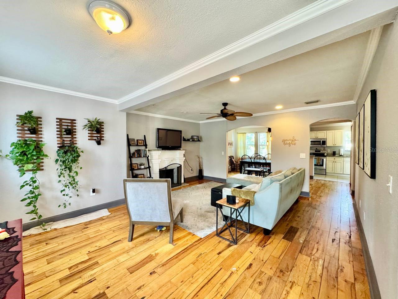 4904 N HIGHLAND AVE — photo 3