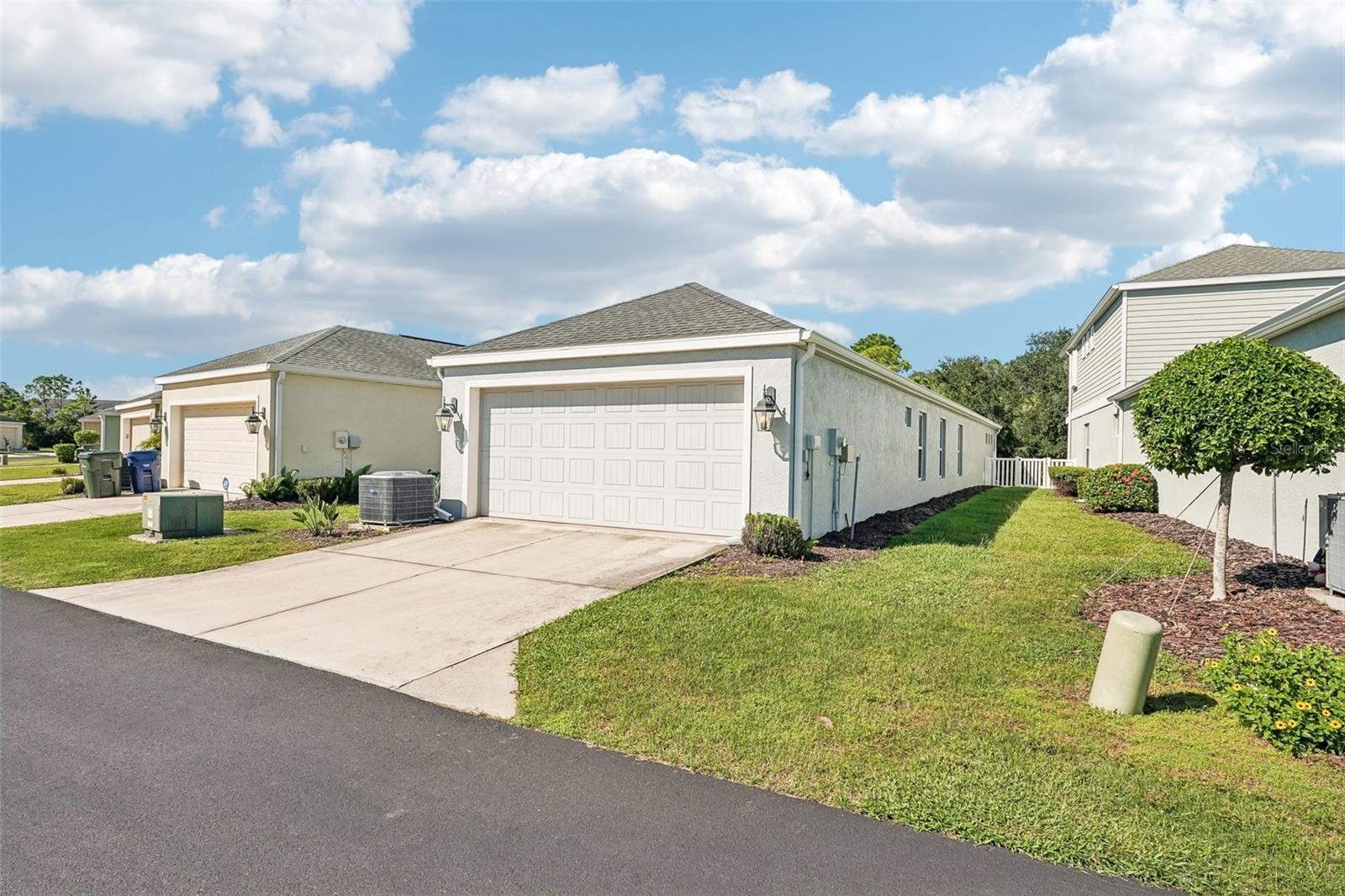 12630 SHIMMERING OAK CIR — photo 21