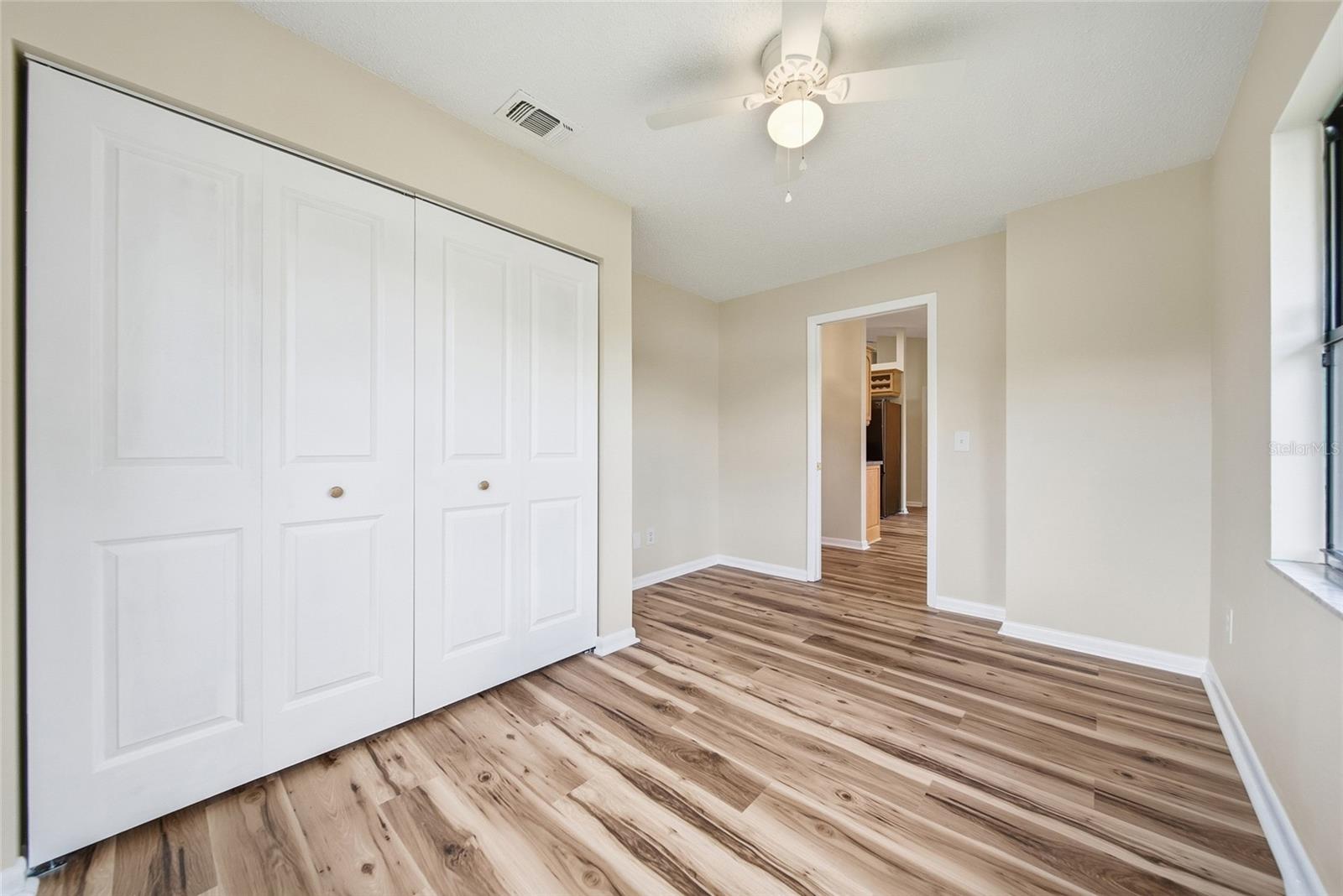 3179 LAKE SAXON DR — photo 32