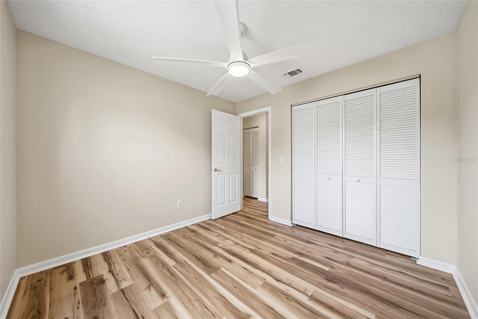 3179 LAKE SAXON DR — photo 26