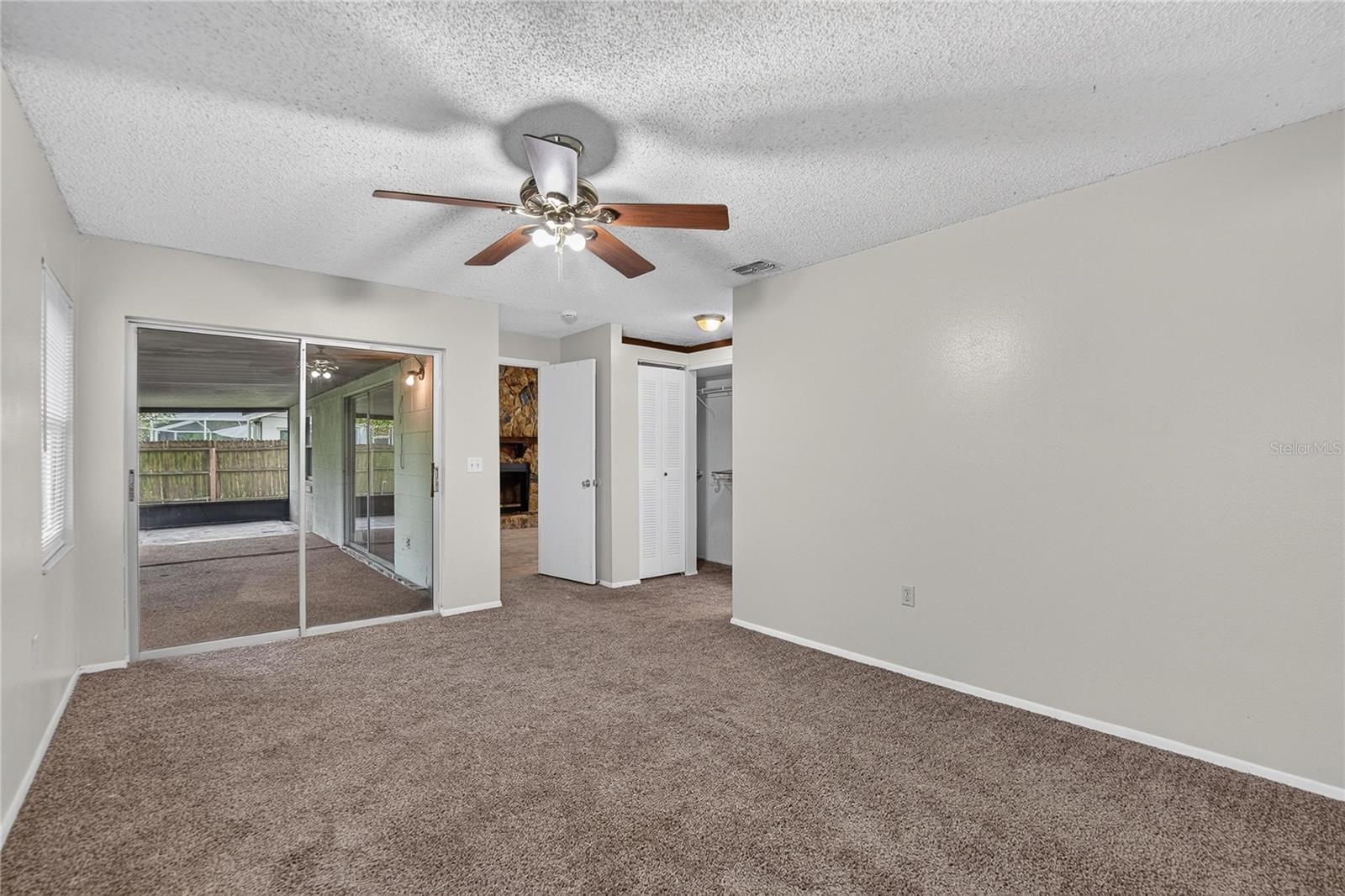 629 STILLVIEW CIR — photo 41
