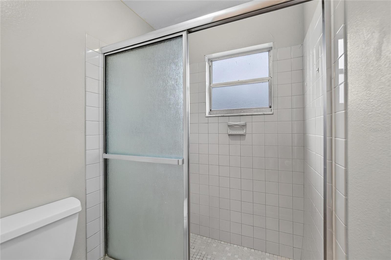 629 STILLVIEW CIR — photo 45