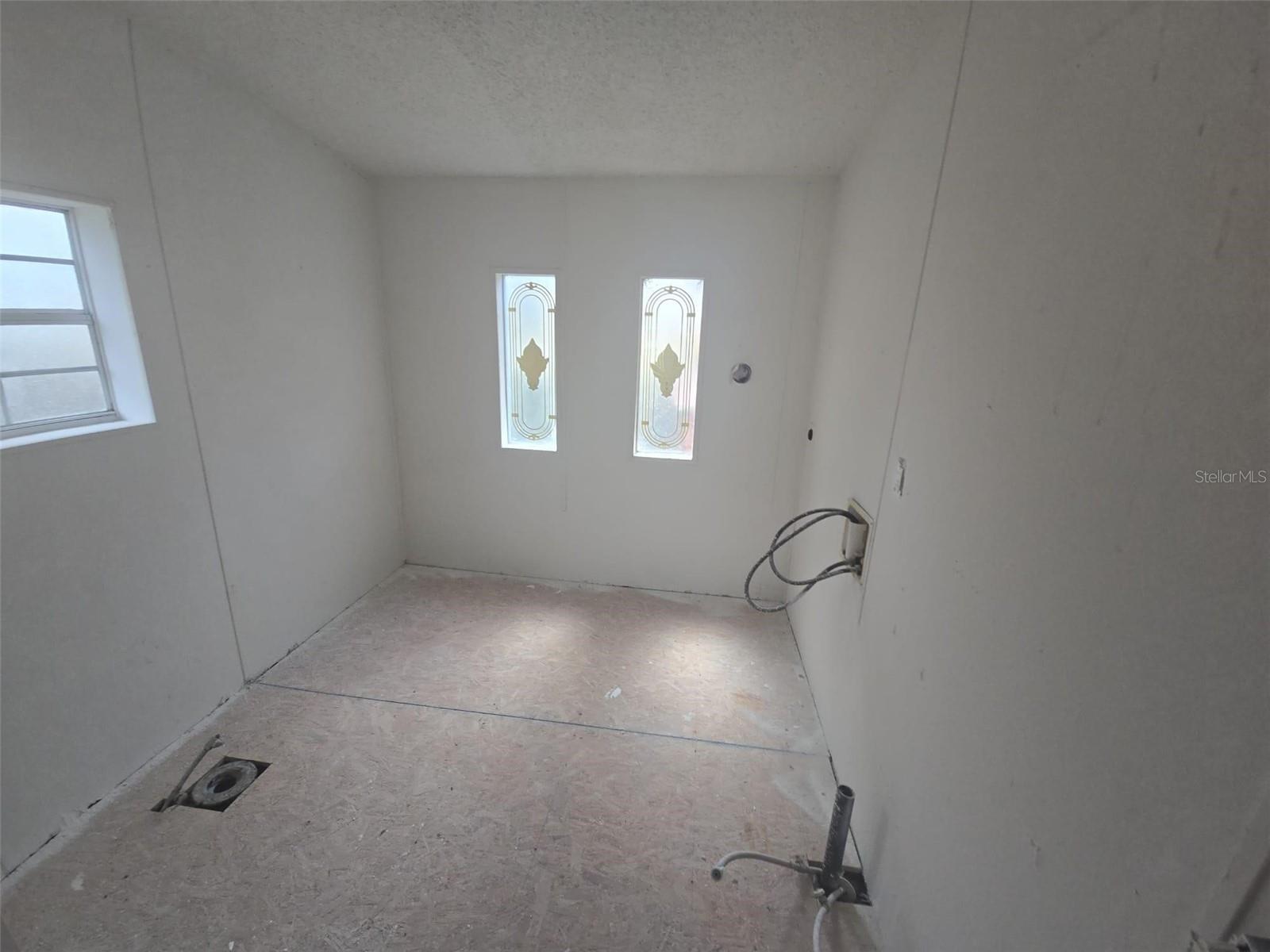 10012 INDIANA ST — photo 10