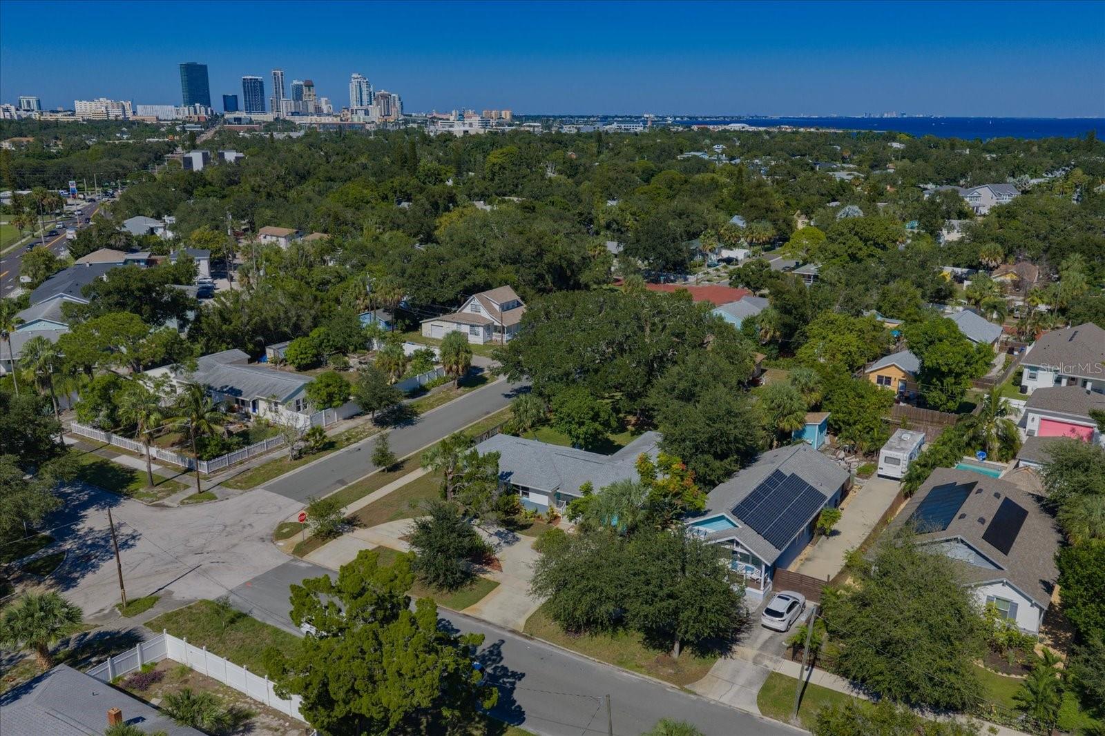2534 BAYSIDE DR S — photo 42
