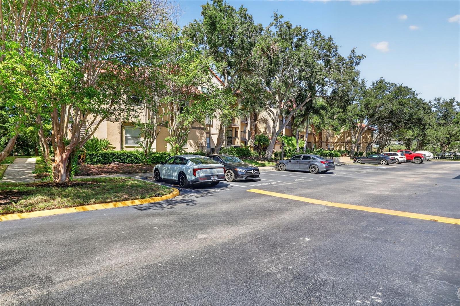 2400 FEATHER SOUND DR #1121 — photo 35