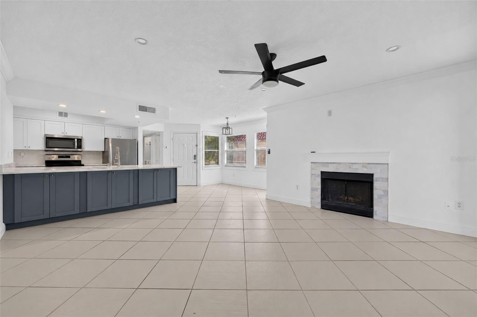 2400 FEATHER SOUND DR #1121 — photo 7