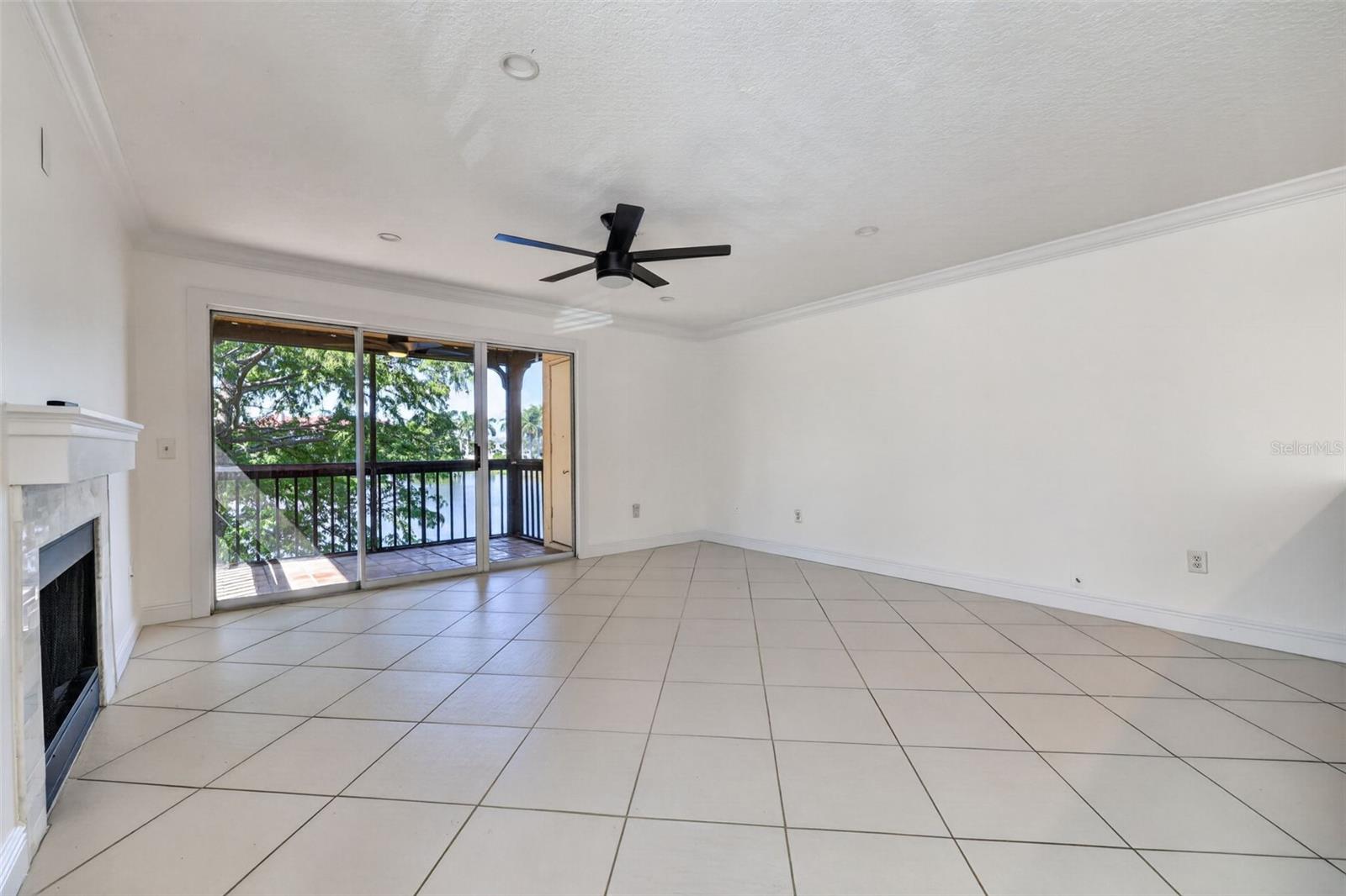 2400 FEATHER SOUND DR #1121 — photo 6