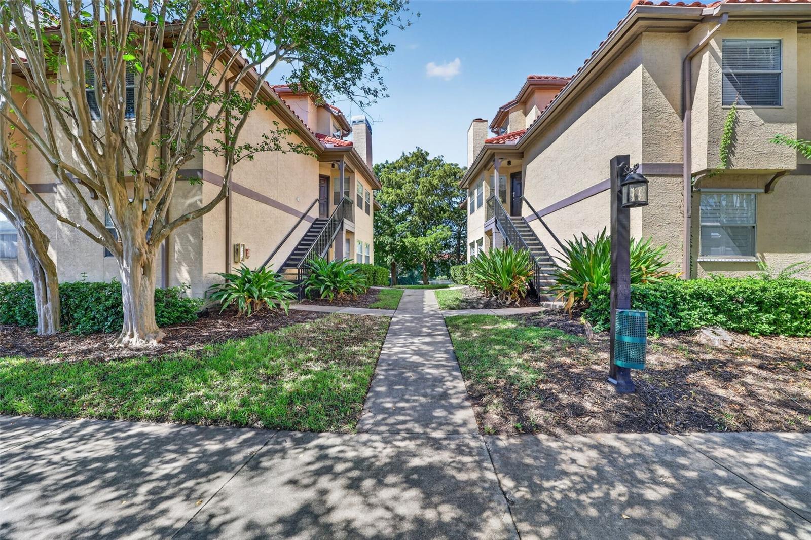 2400 FEATHER SOUND DR #1121 — photo 3