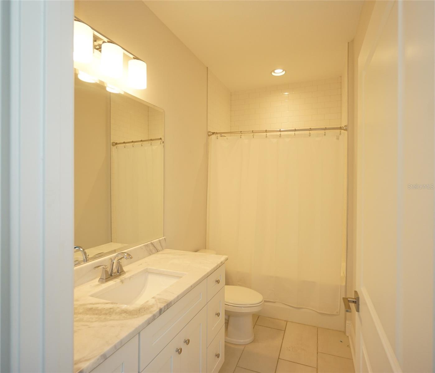 4302 W NORTH B ST #1 — photo 18