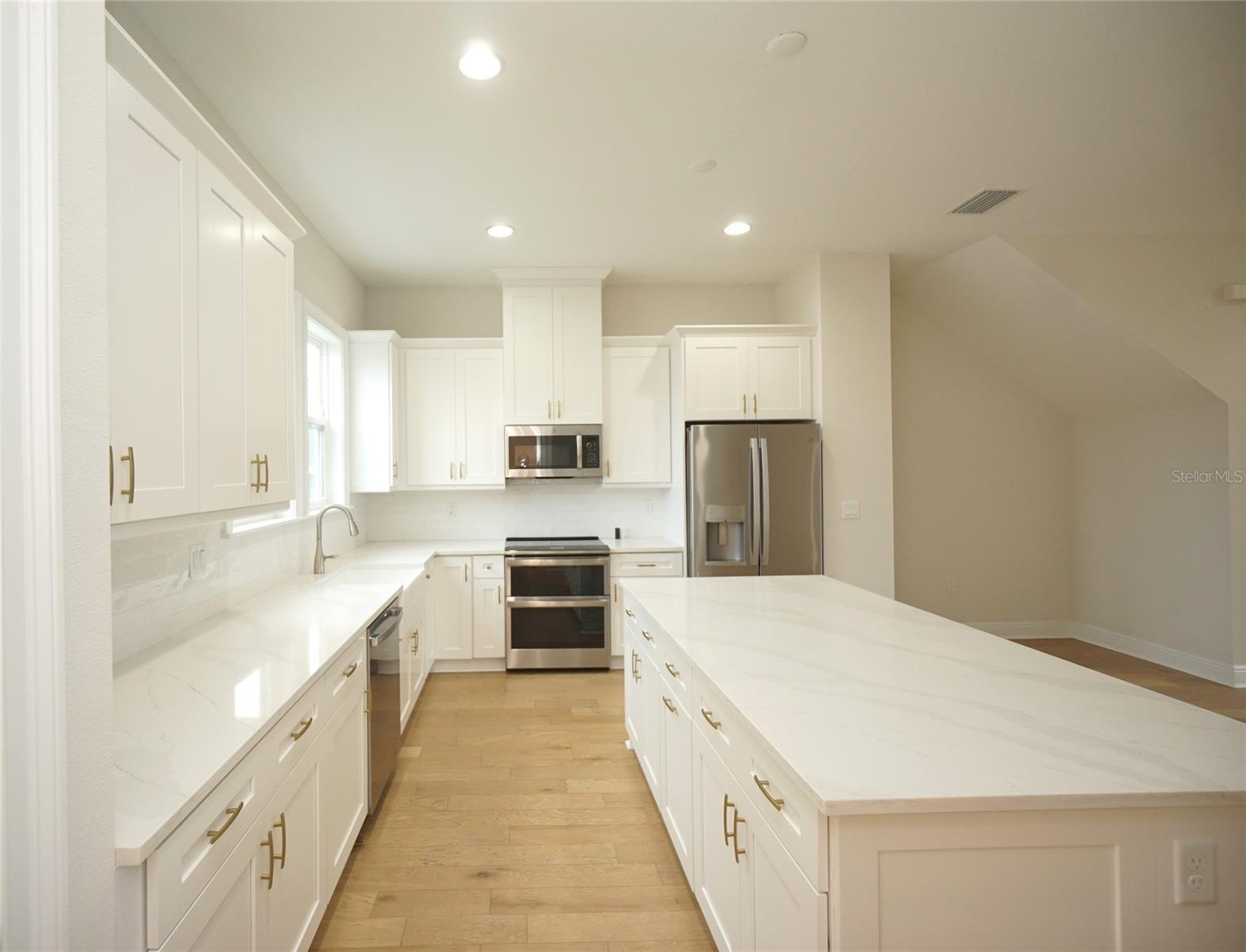 4302 W NORTH B ST #3 — photo 8