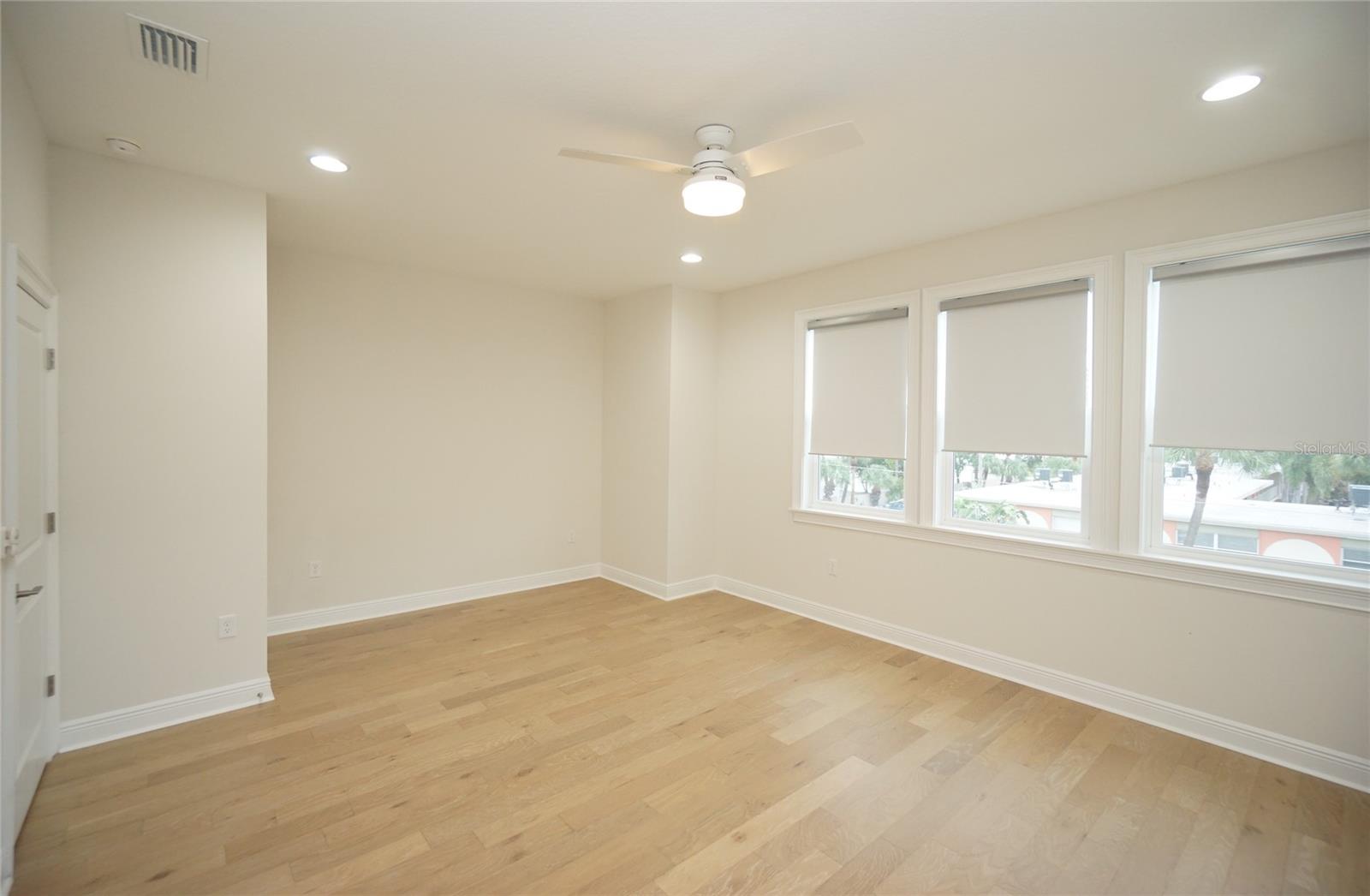 4302 W NORTH B ST #3 — photo 28