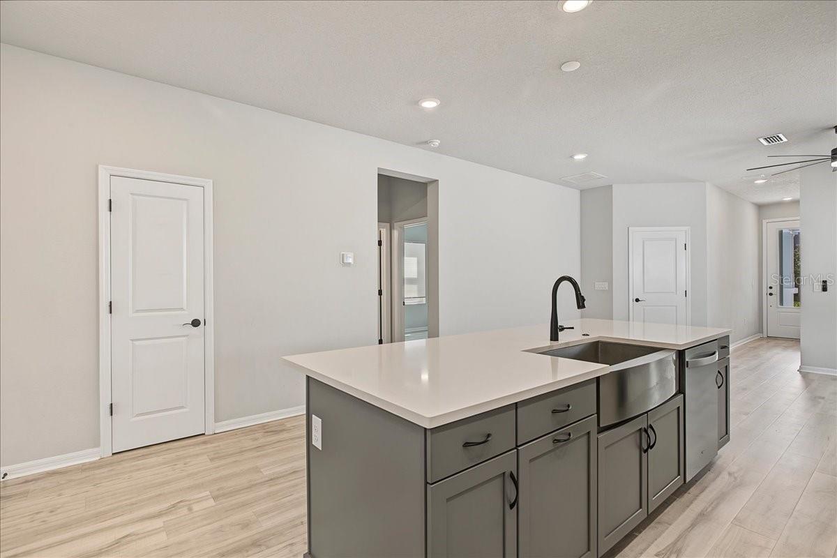 6026 GOLDEN NETTLE DR — photo 10