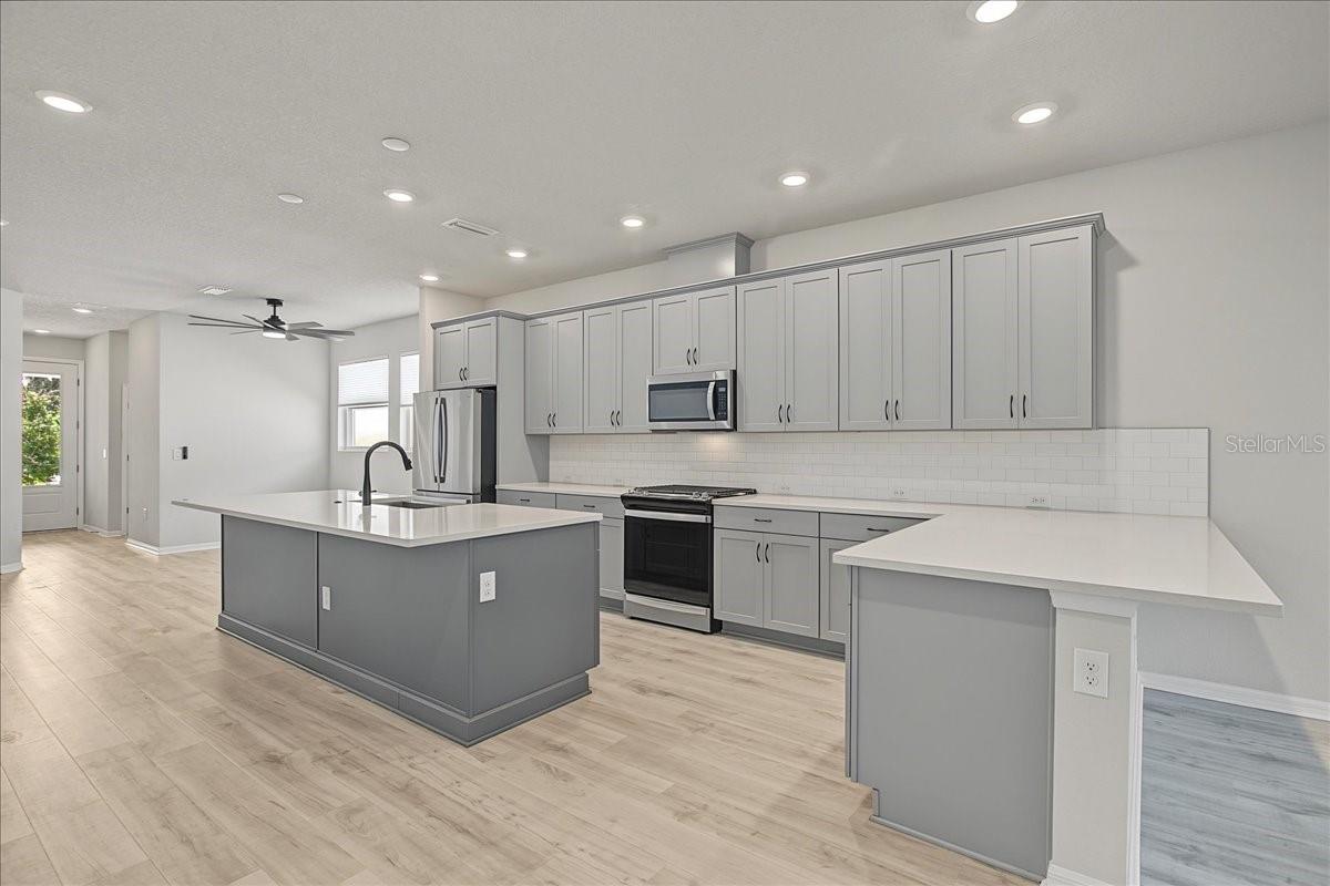 6026 GOLDEN NETTLE DR — photo 5