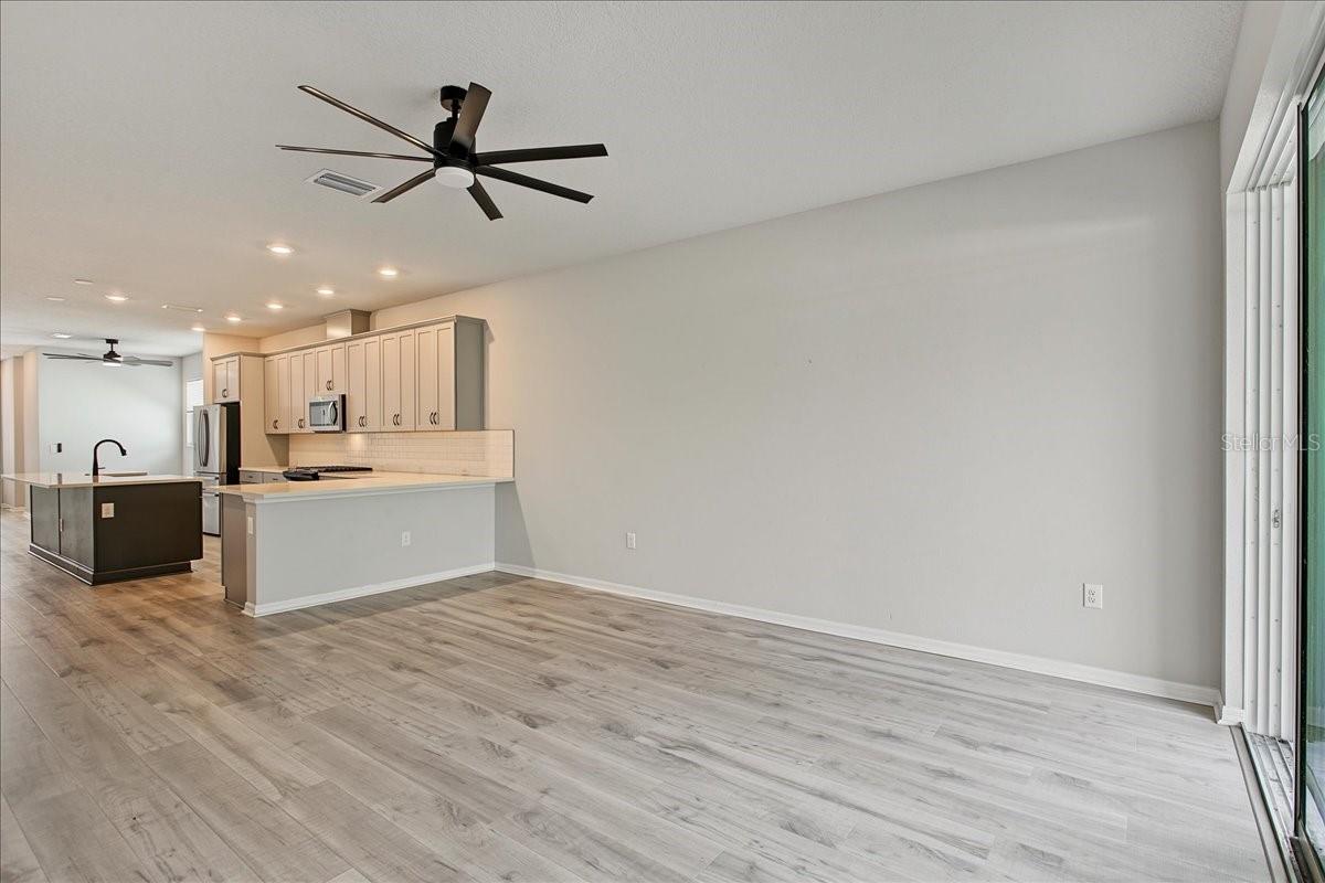 6026 GOLDEN NETTLE DR — photo 8
