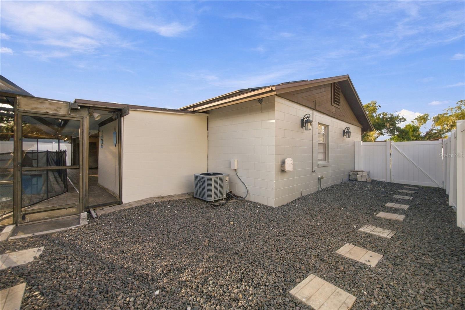 3628 COPPERTREE CIR — photo 36