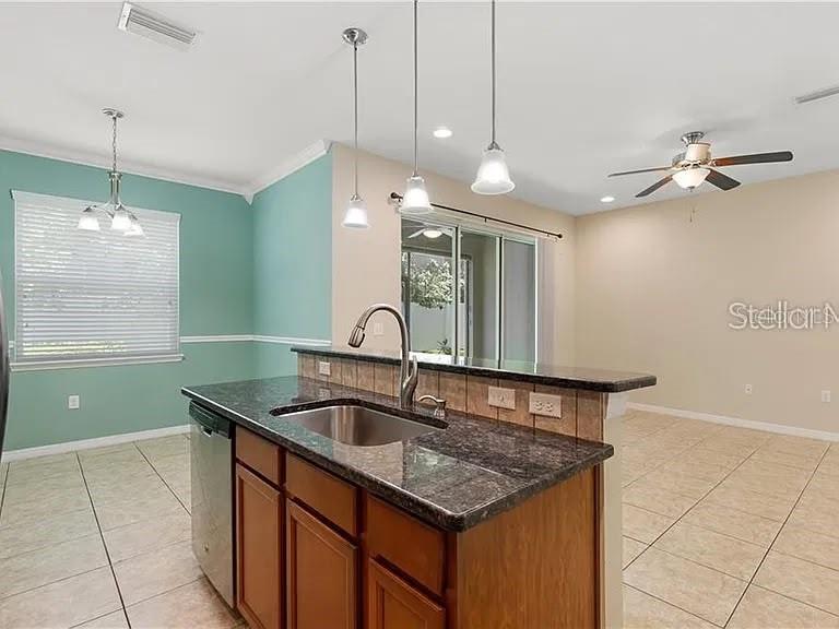 10475 WHITTINGTON CT — photo 8