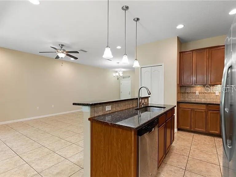 10475 WHITTINGTON CT — photo 5