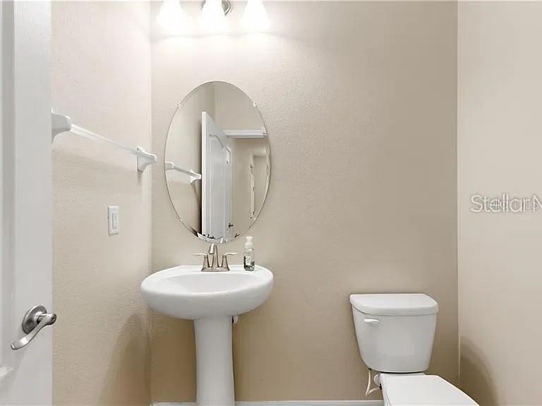 10475 WHITTINGTON CT — photo 16