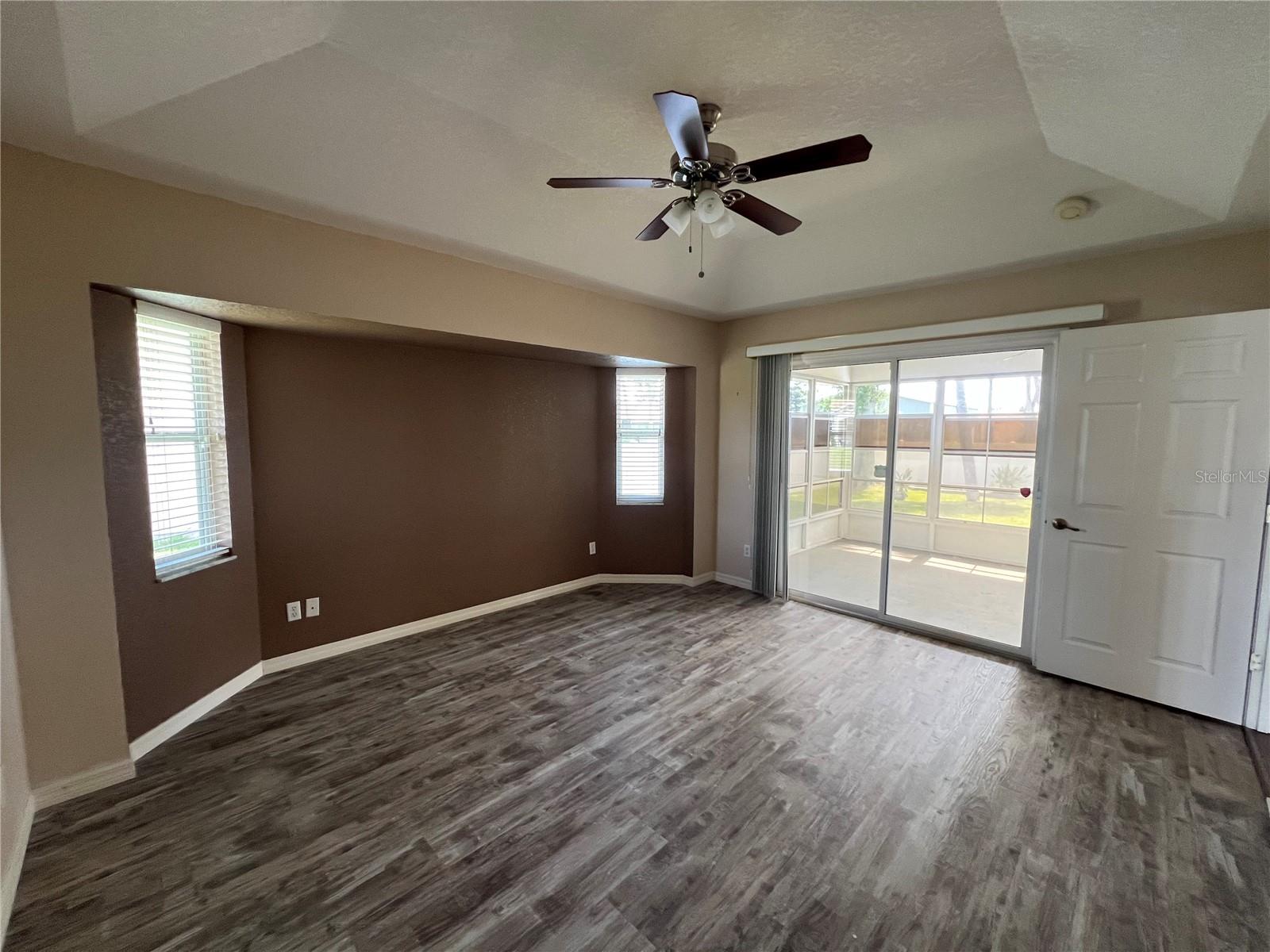 4055 ALLURE LN — photo 10